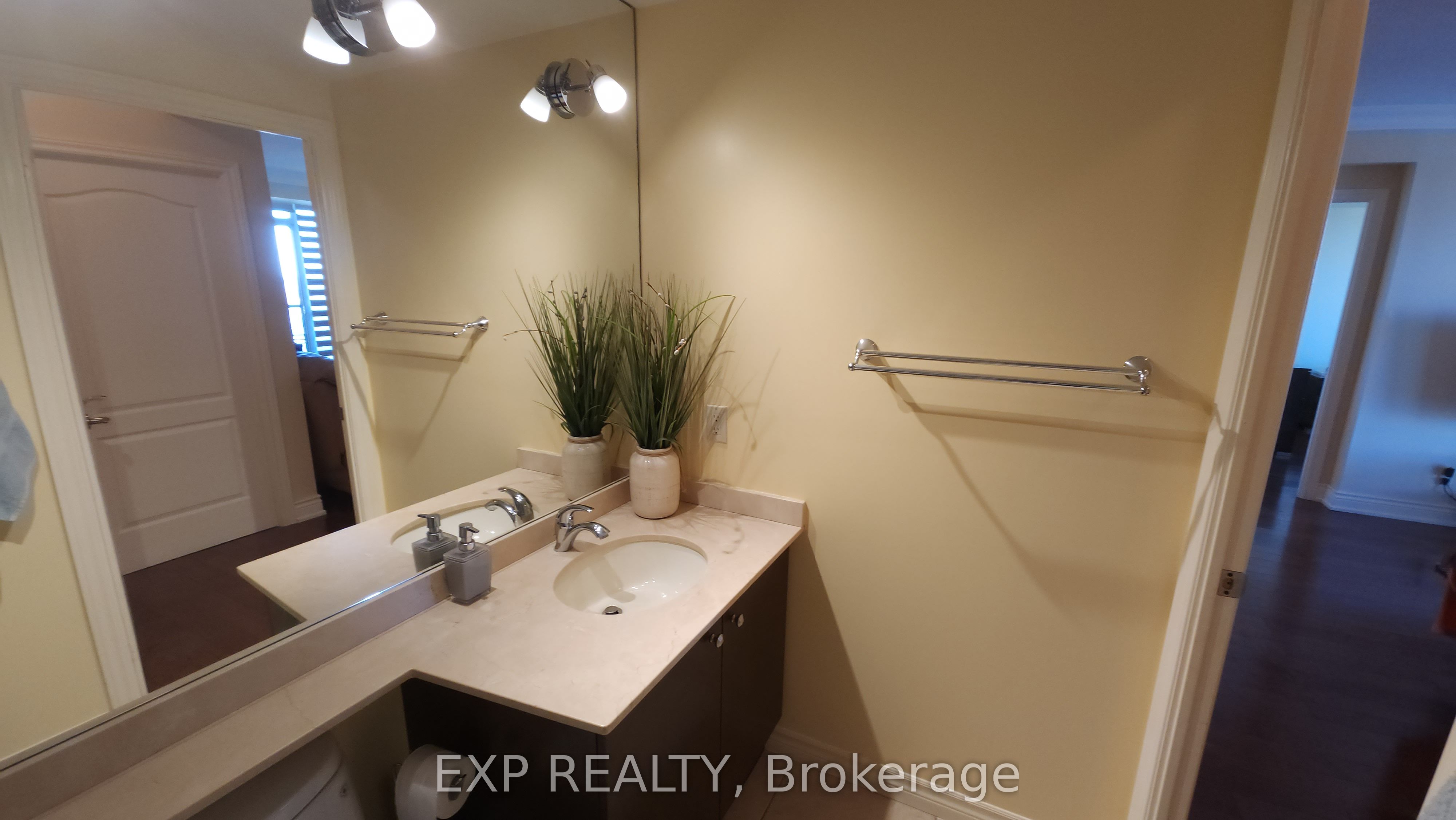88 Promenade Circle, #1007