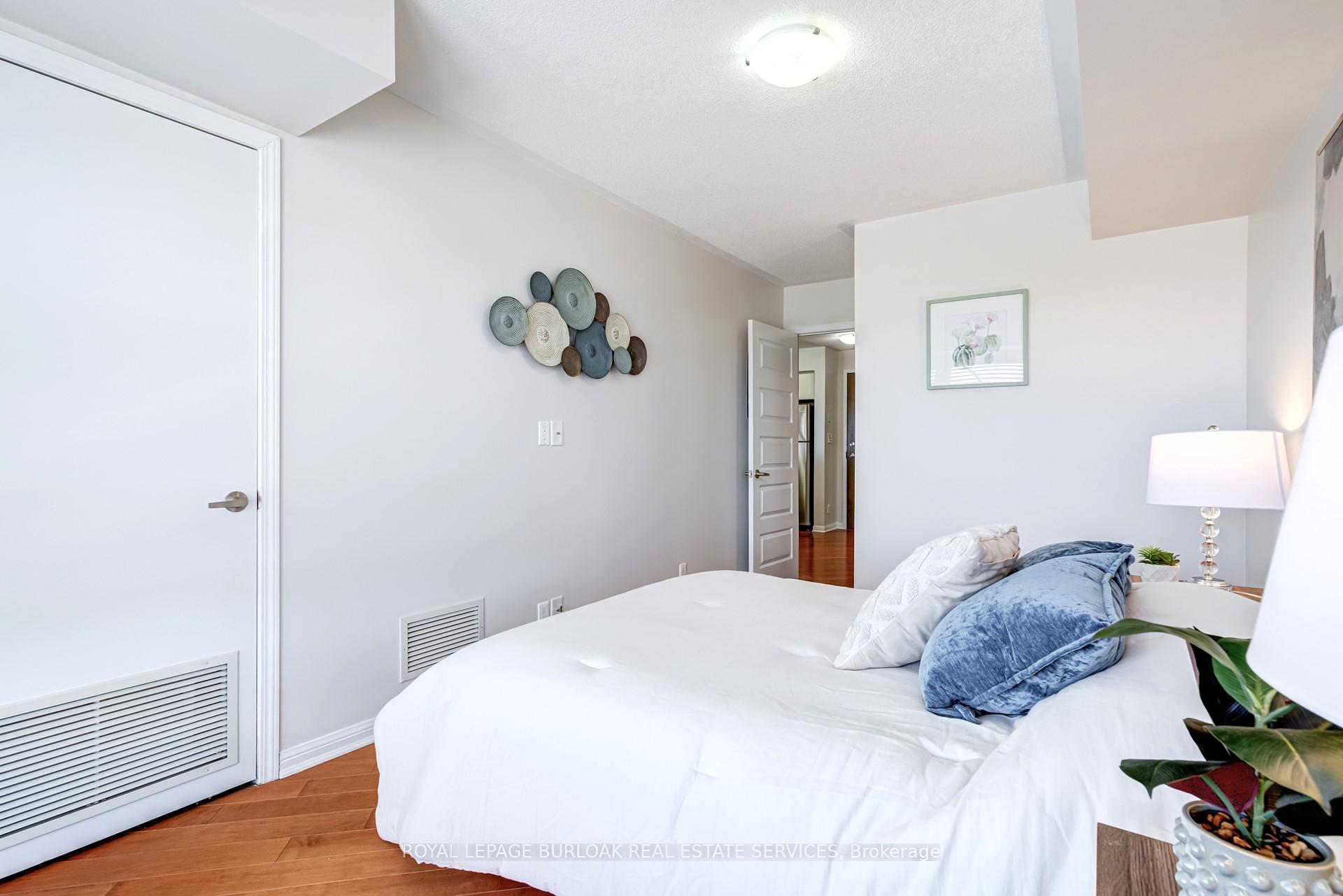 1 Bedroom Condo at 3060 Rotary,  Burlington For sale
