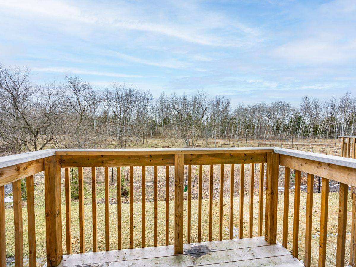 250 Finch Avenue 22