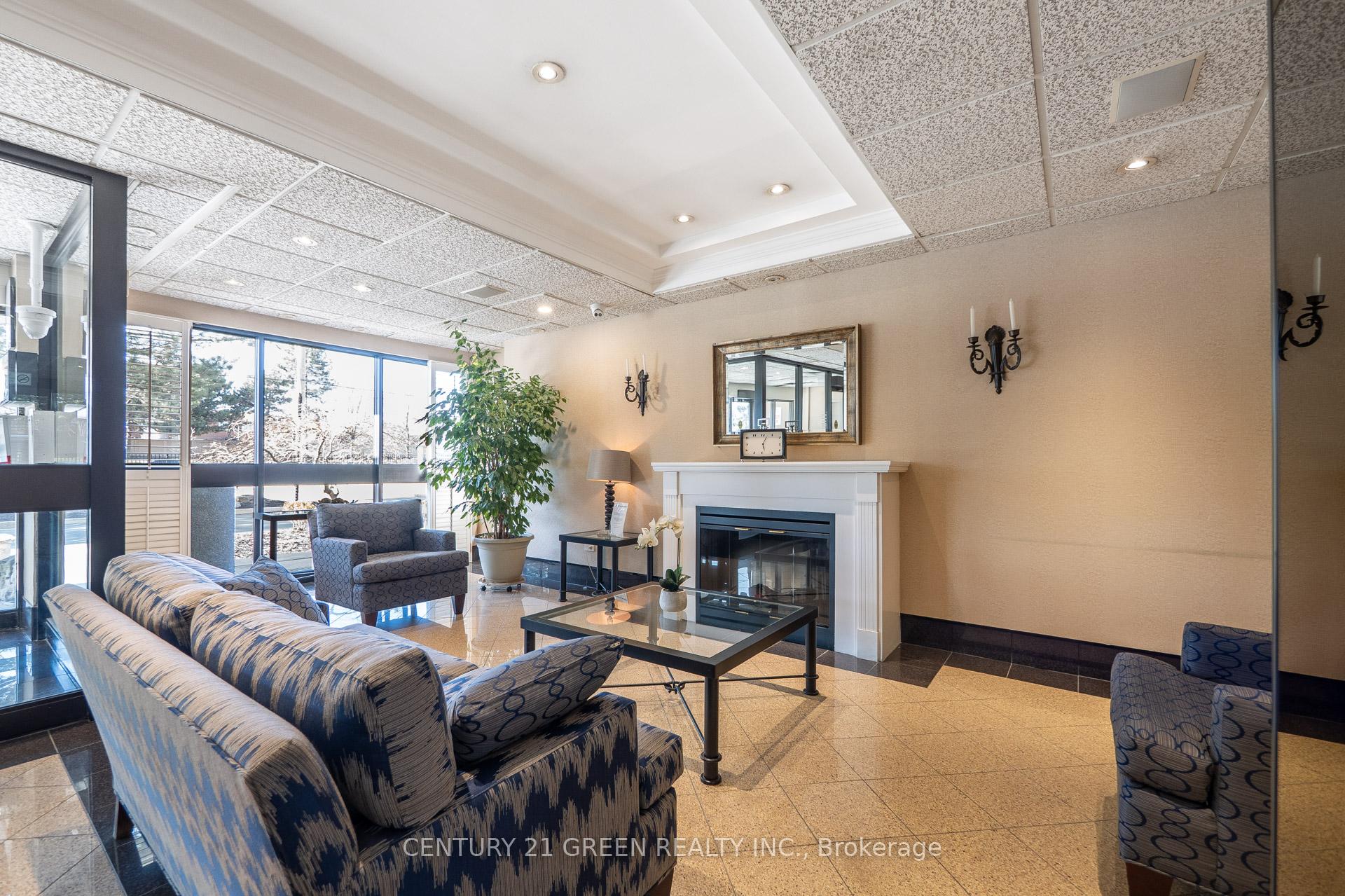 4 Bedrooms Condo at 1300 Mississauga Valleys, Mississauga For sale