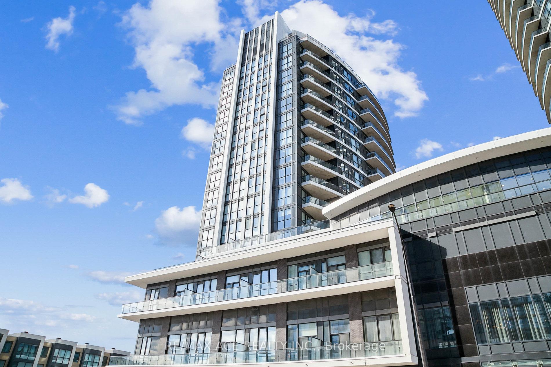 2 Bedrooms Condo at 65 Watergarden, Mississauga For sale