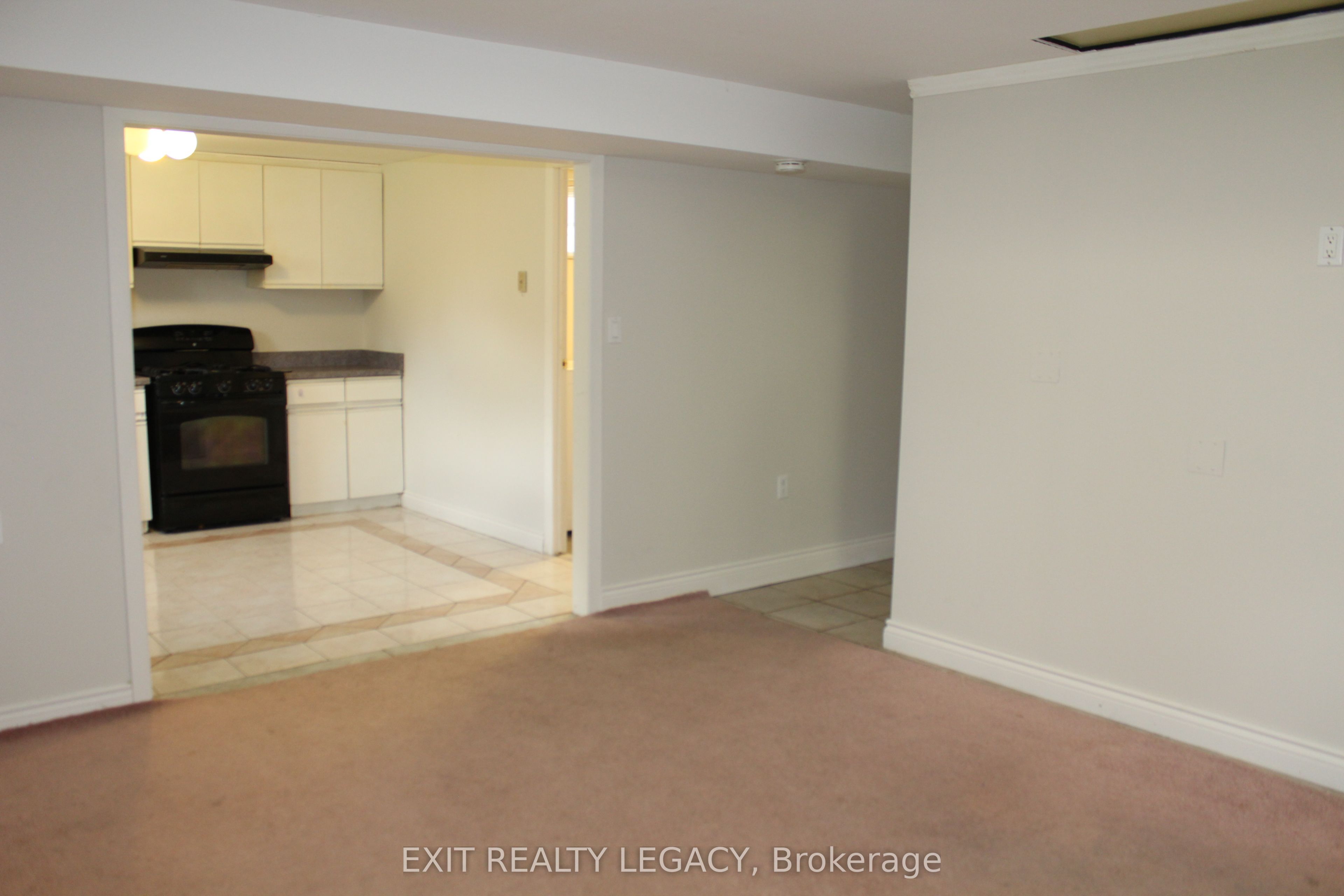 89 Bond Crescent