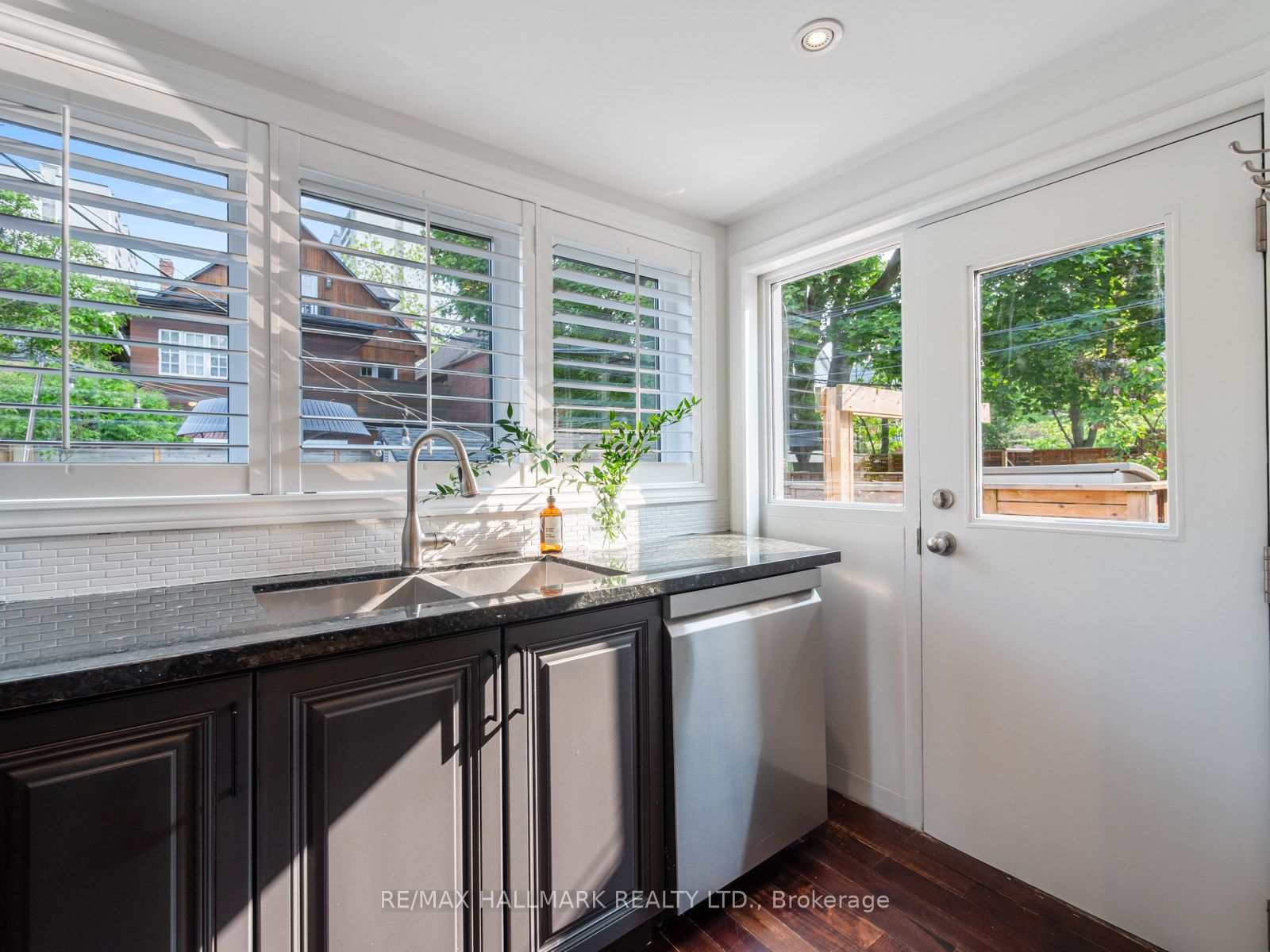 29 Dearbourne Avenue