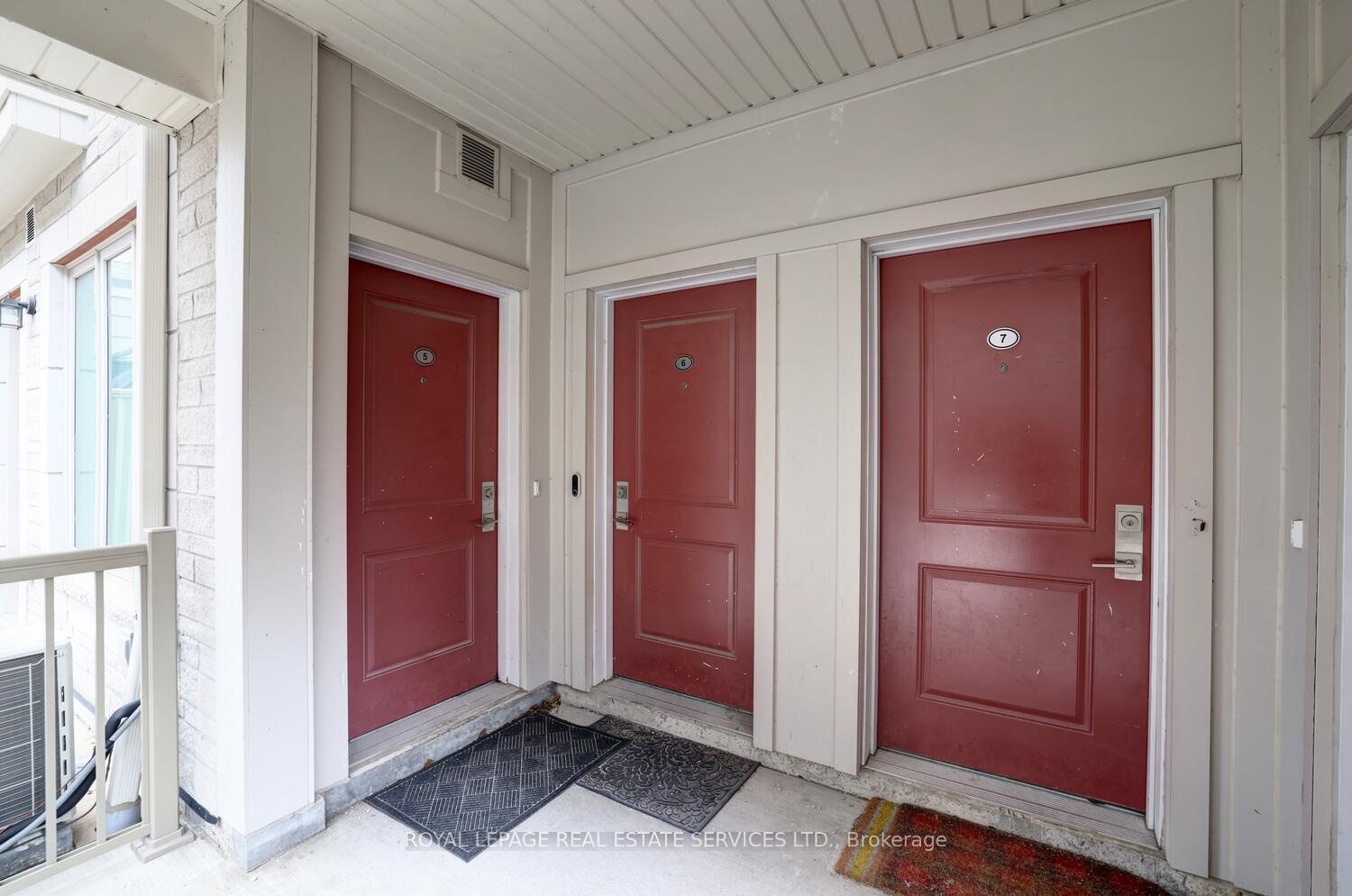 2 Bedrooms Condo at 100 Long Branch,  Toronto For sale