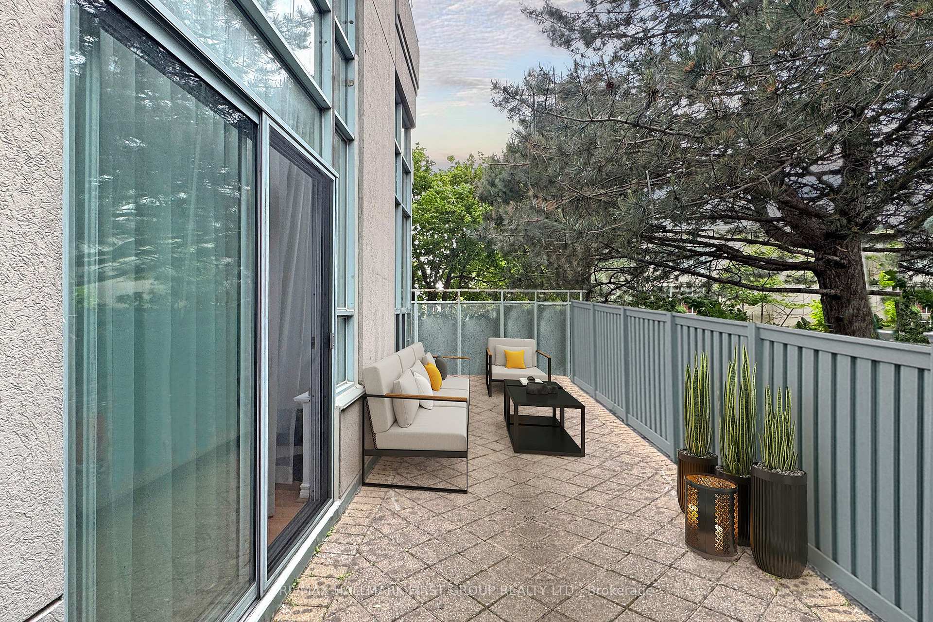 2 Bedrooms Condo at 88 Corporate, Toronto For sale