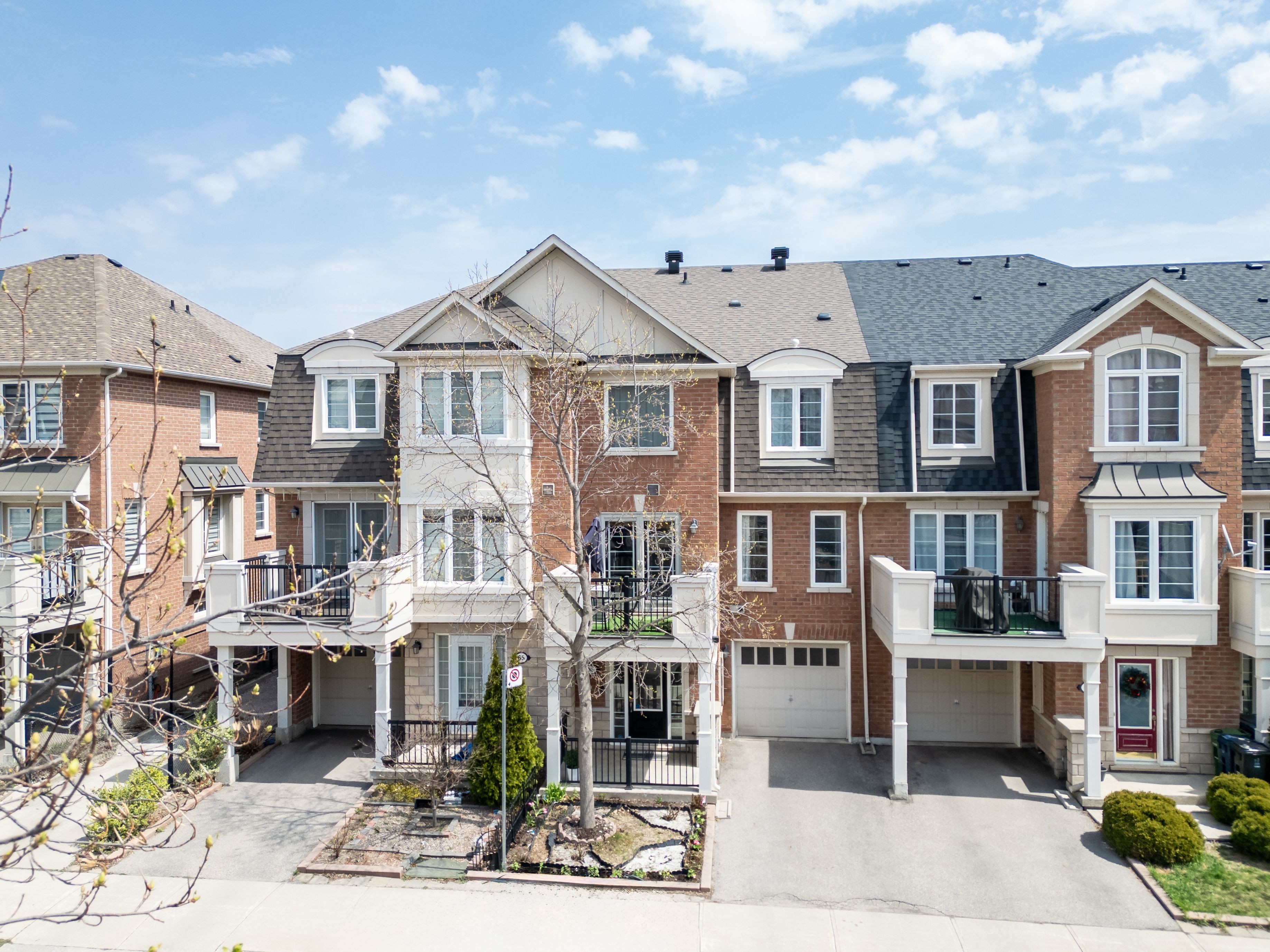 63 Mendelssohn Street Toronto E04 Ontario M1L 0B8