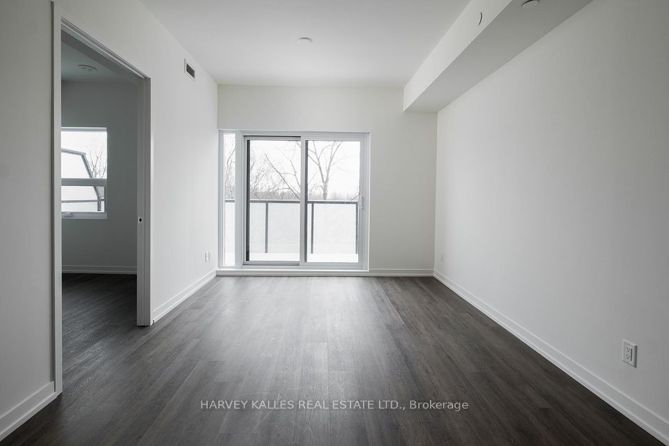 863 St Clair Avenue W 309