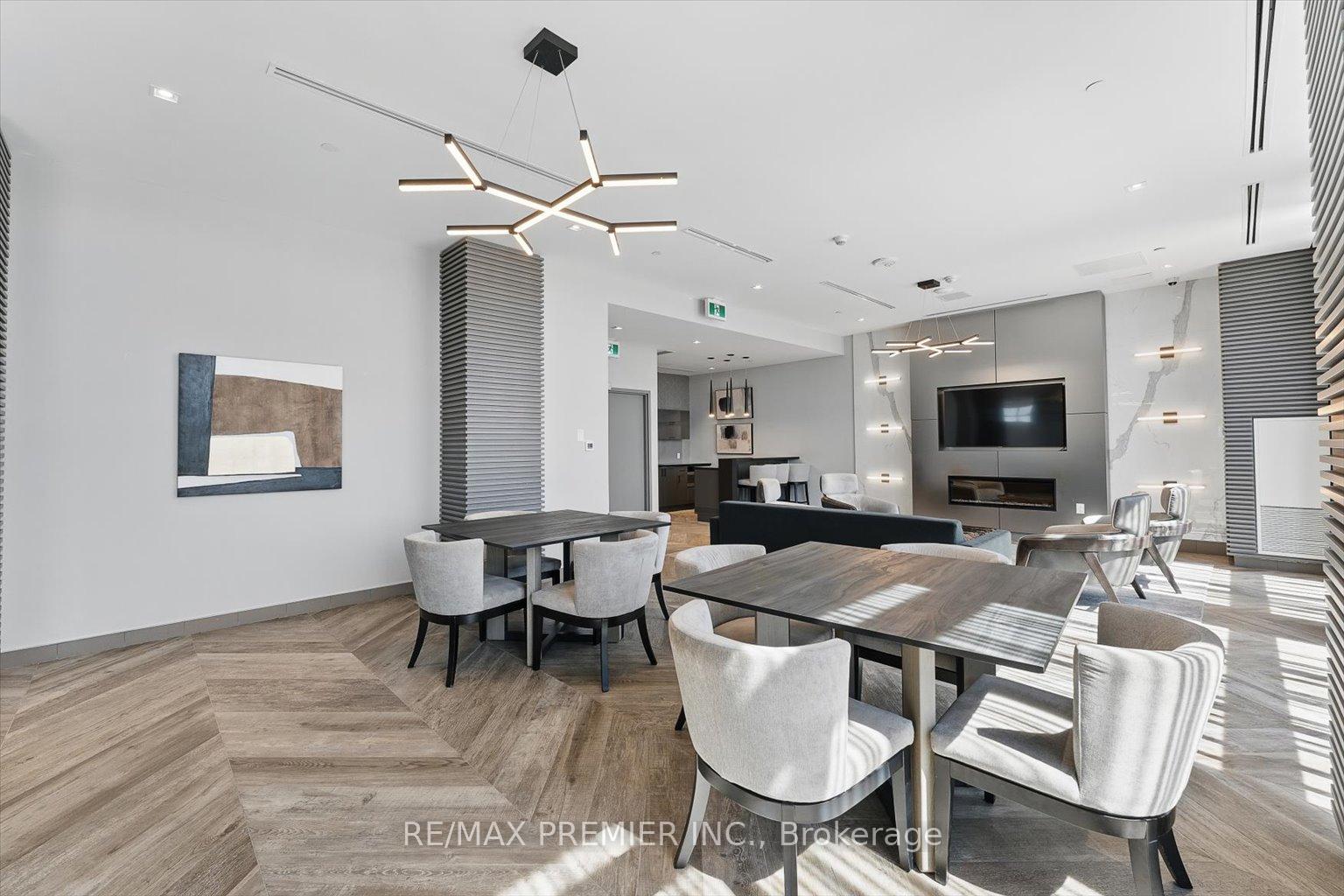 2 Bedrooms Condo at 50 Thomas Riley, Toronto For sale