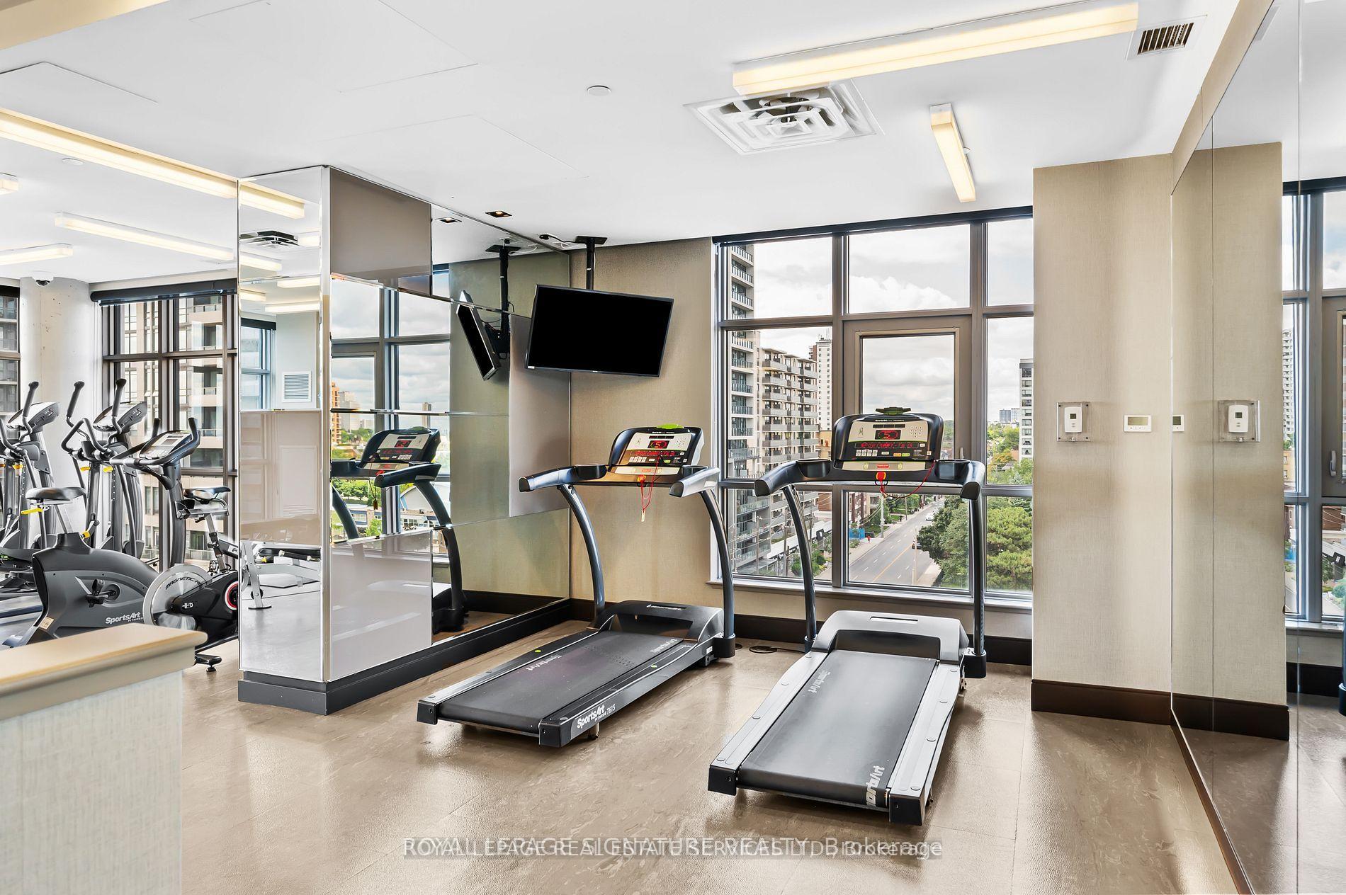 3 Bedrooms Condo at 501 St Clair, Toronto For sale