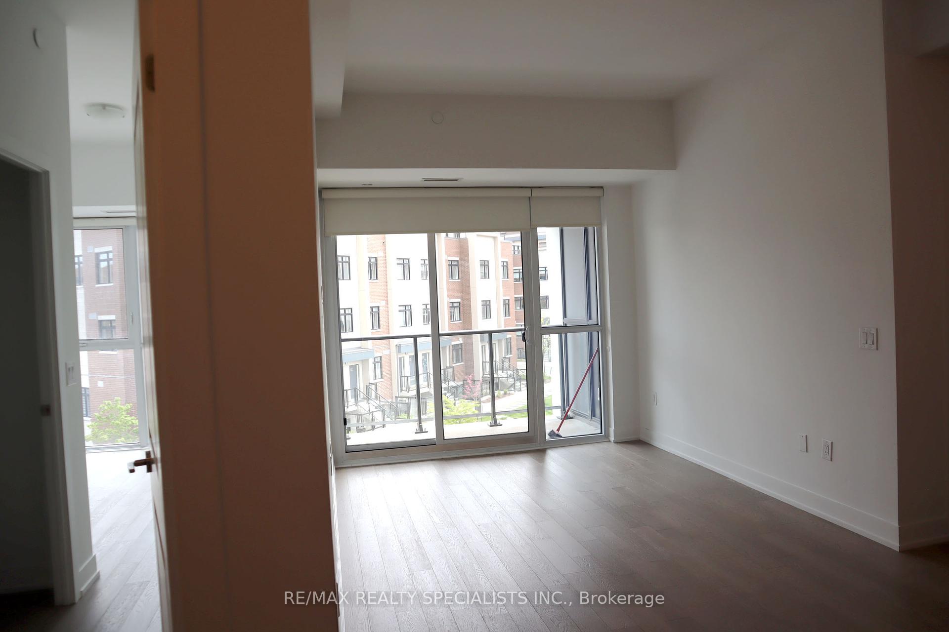 2 Bedrooms Condo at 1063 Douglas McCurdy, Mississauga For sale