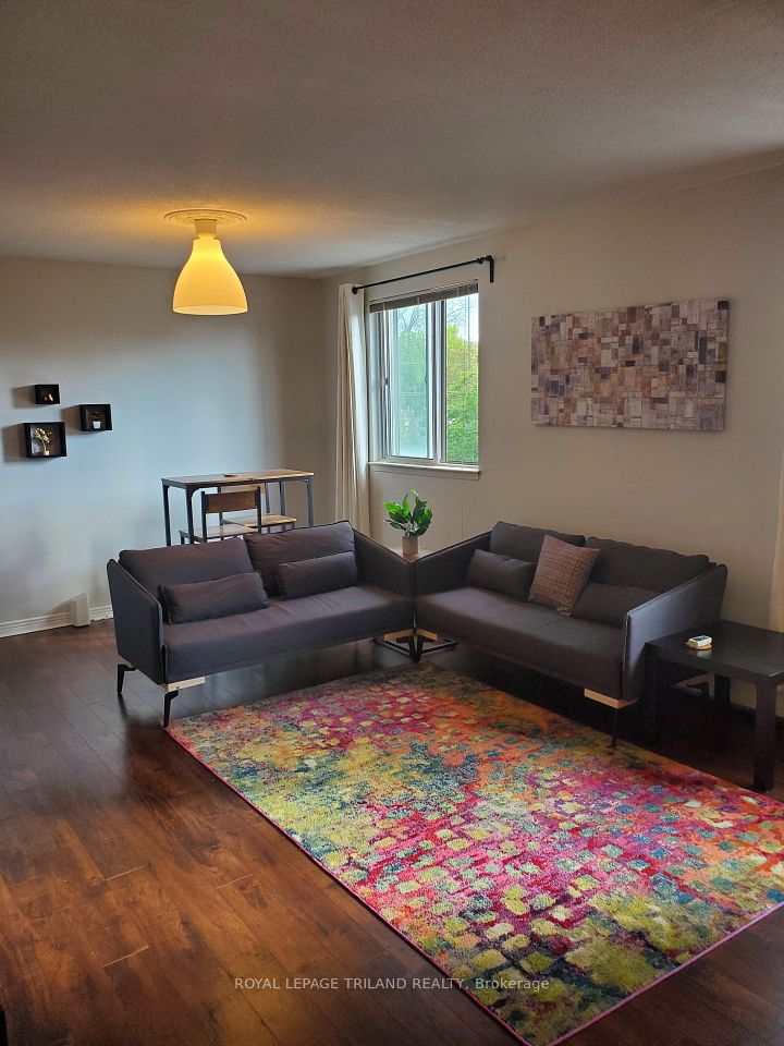 #404 - 440 Central Avenue, London East, ON N6B 2E5