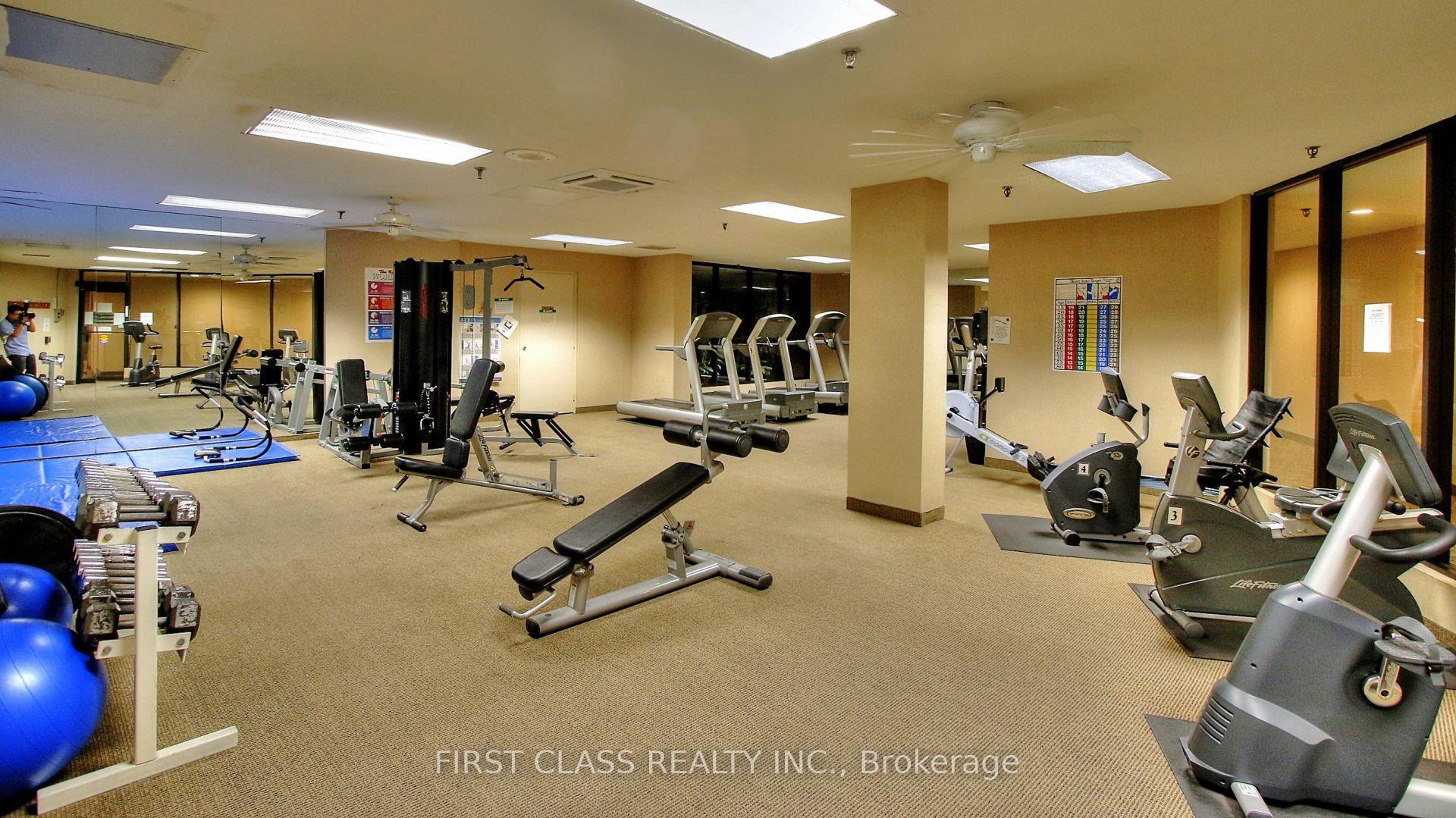 3 Bedrooms Condo at 25 Bamburgh, Toronto For sale