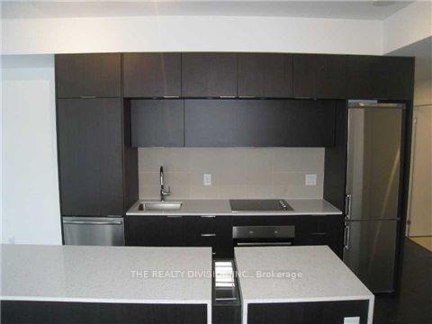 2 Bedrooms Condo at 55 Regent Park, Toronto For sale