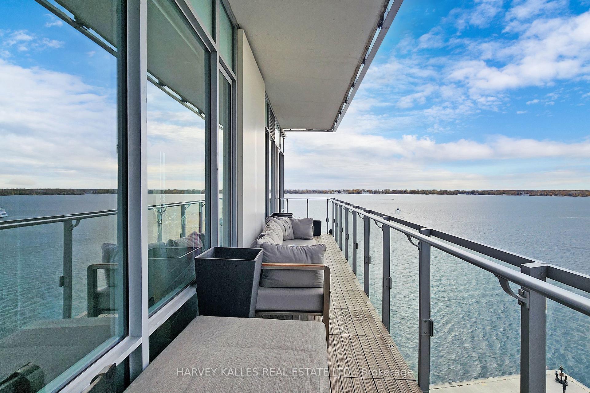 29 Queens Quay N/A E 1006