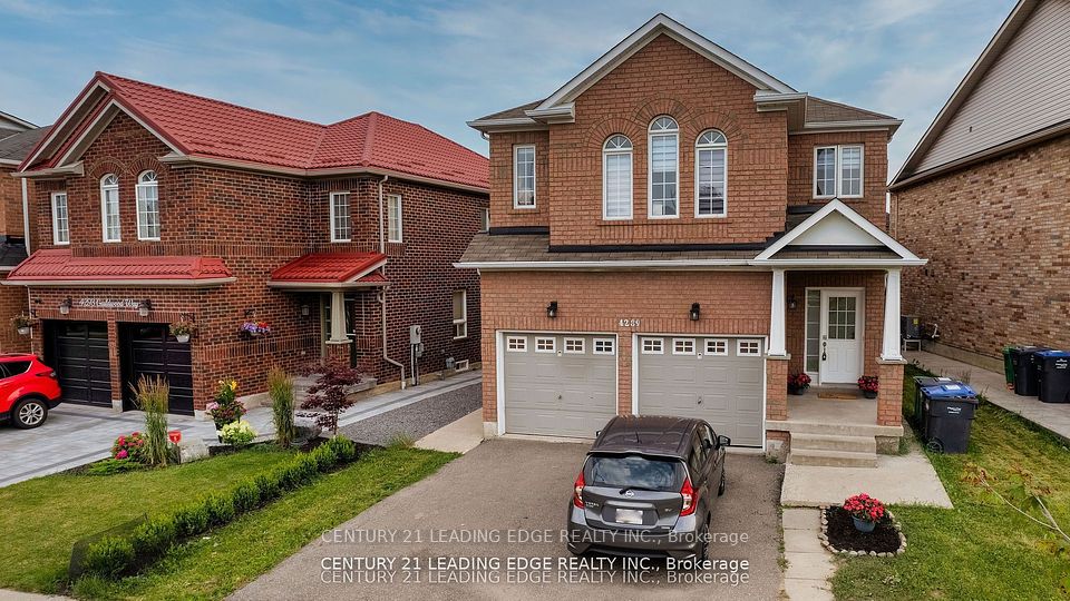 4289 Guildwood