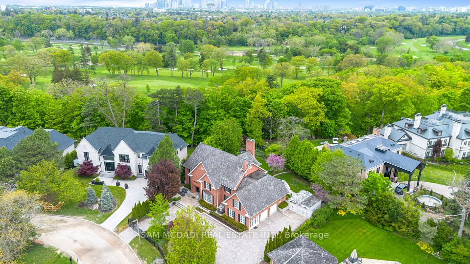 2173 Shawanaga Trail, Mississauga, ON L5H 3X6
