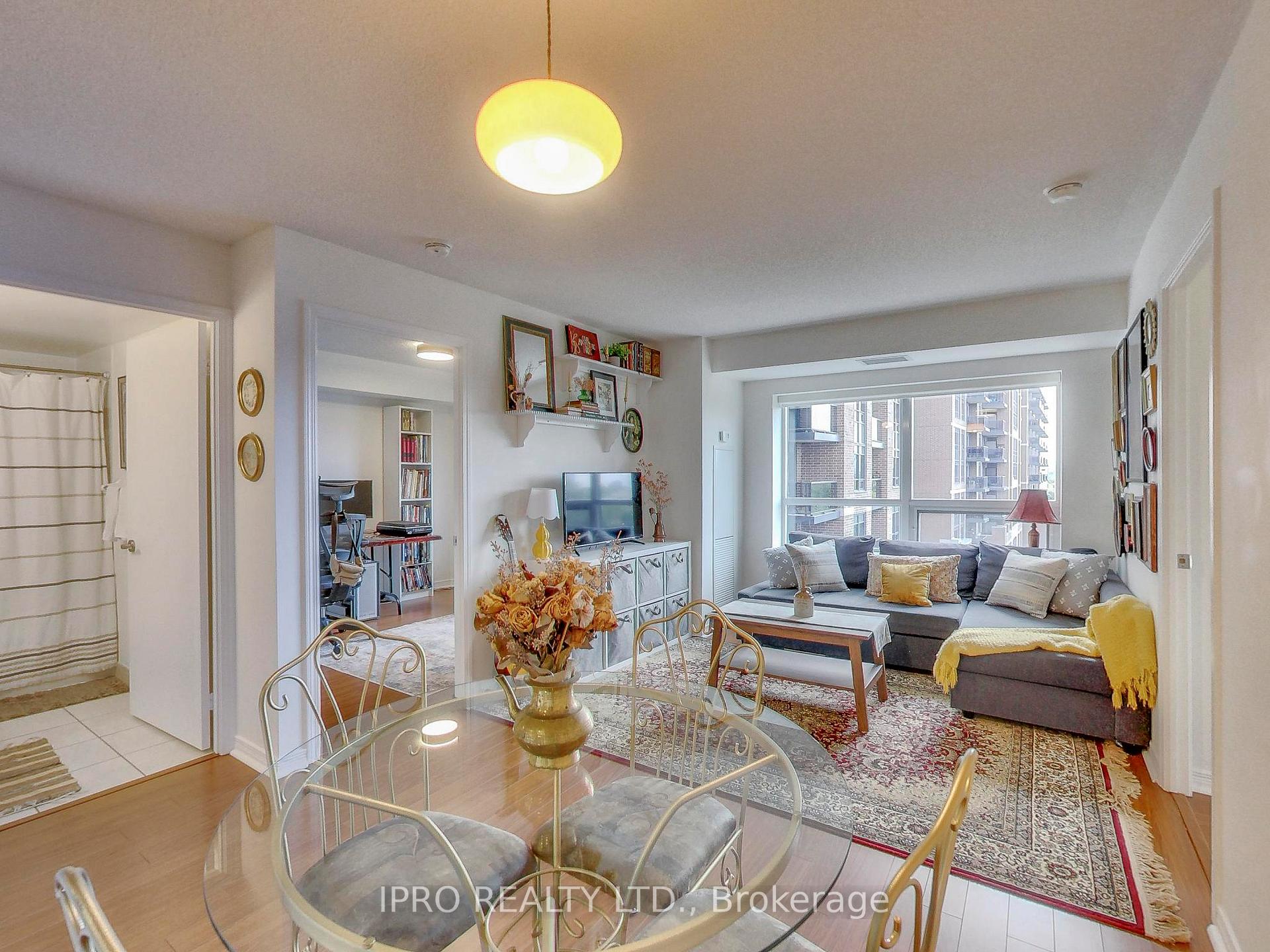 3 Bedrooms Condo at 60 Heintzman, Toronto For sale