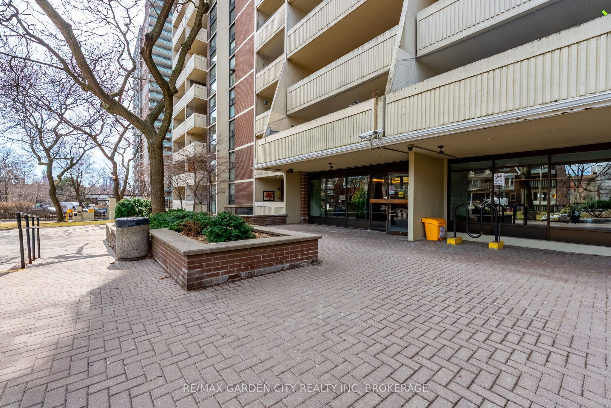 40 Homewood Avenue, #1903