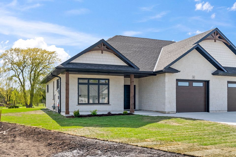 55 MERCEDES Crescent