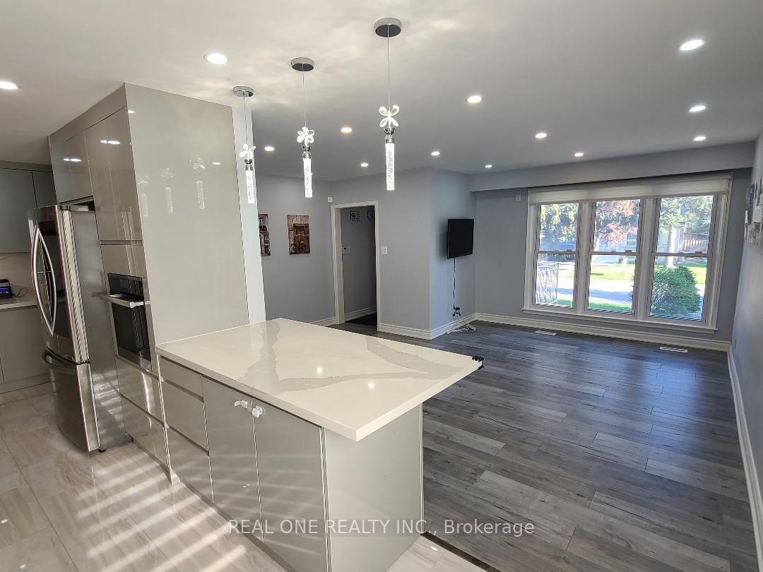 412 Osiris Drive, #Main