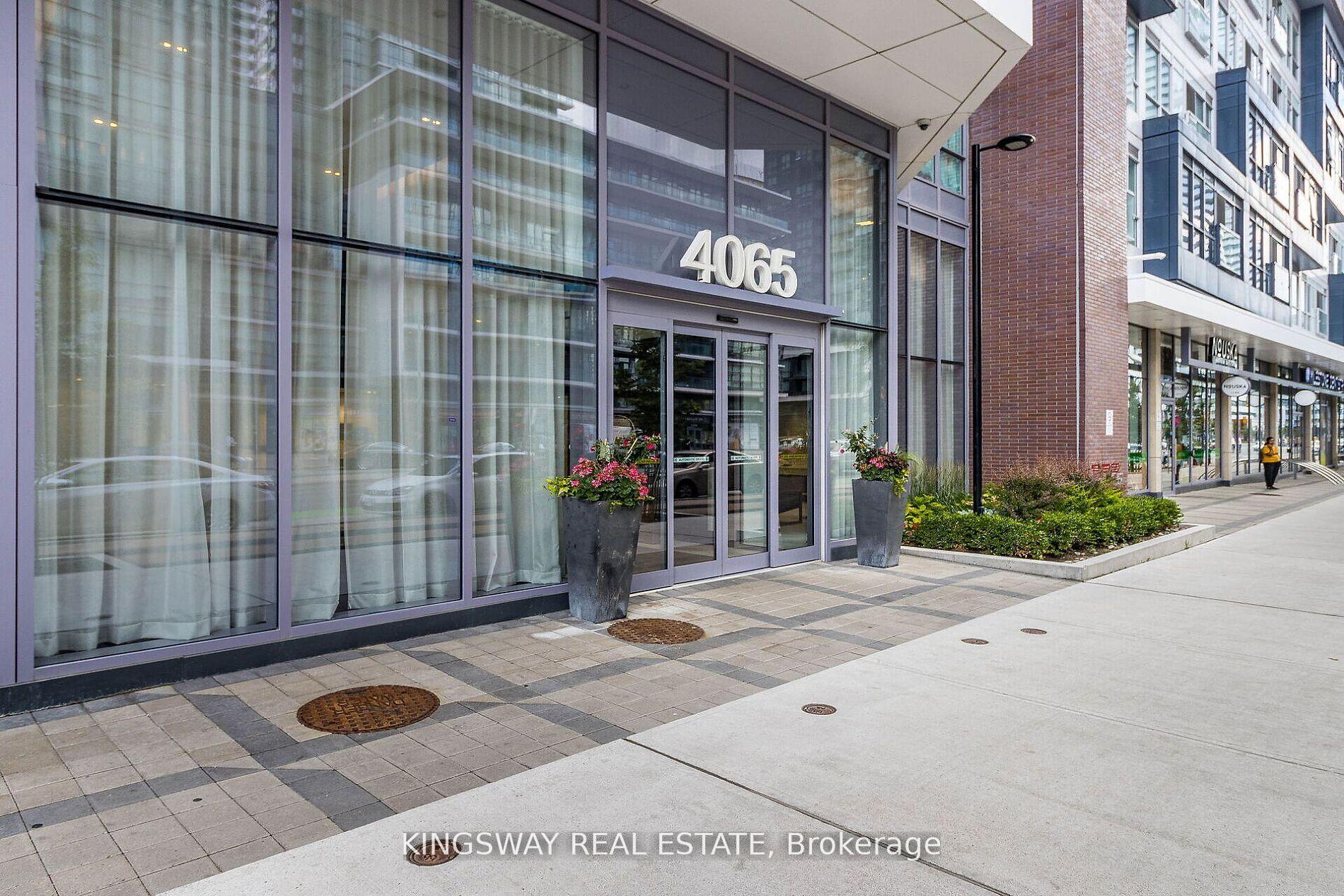 2 Bedrooms Condo at 4065 Confederation, Mississauga For sale