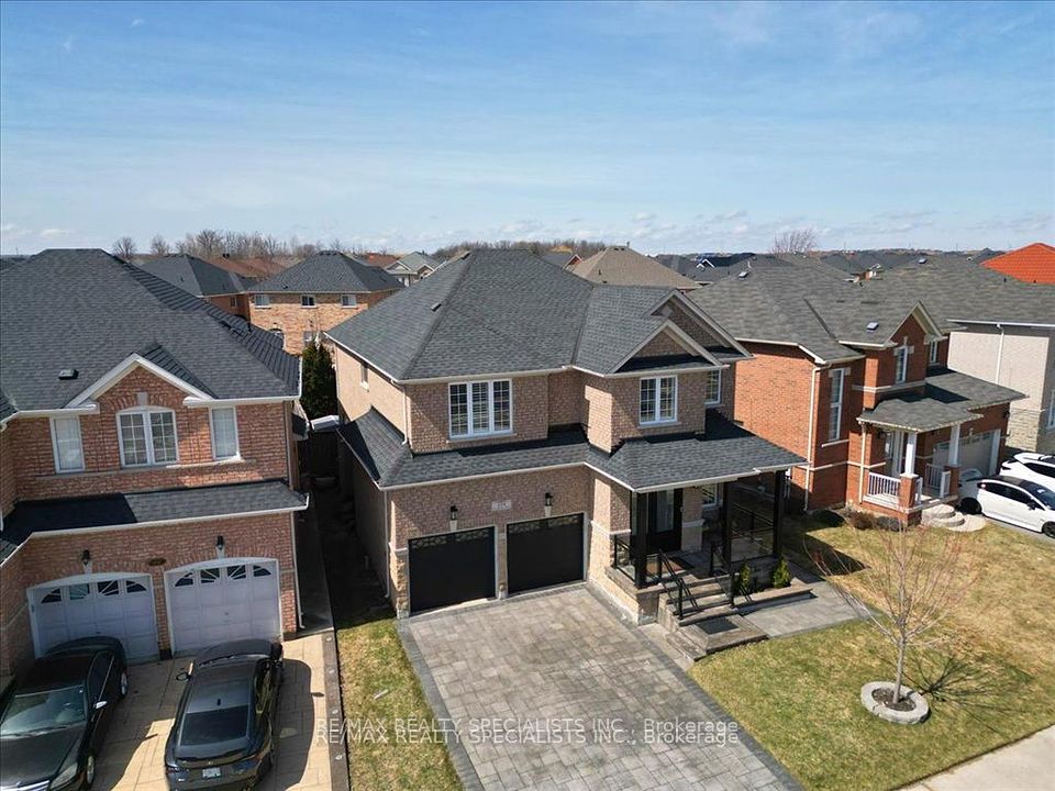 104 Earlsbridge