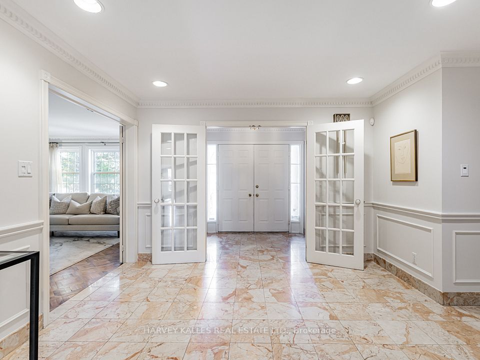 23 Danbury Court
