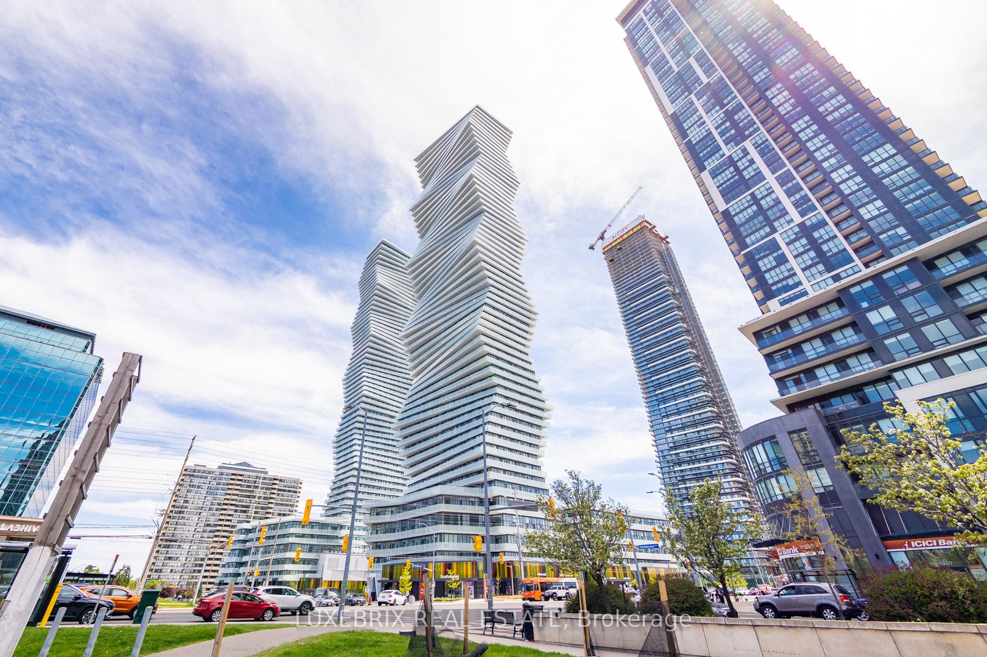 2 Bedrooms Condo at 3900 Confederation, Mississauga For sale