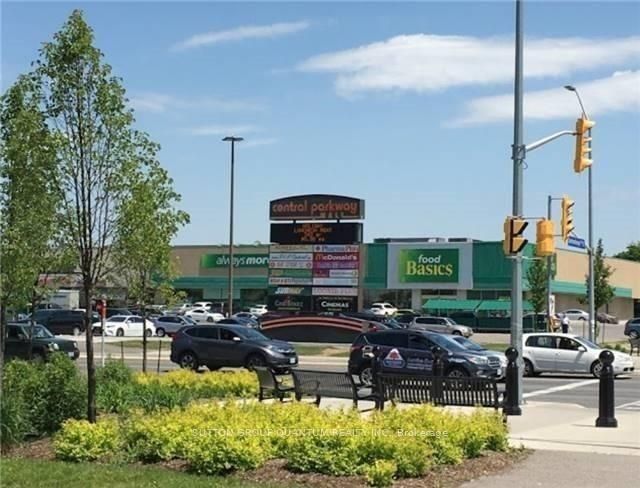 377 Burnhamthorpe Road Unit# 3 Mississauga Ontario L5H 3K4
