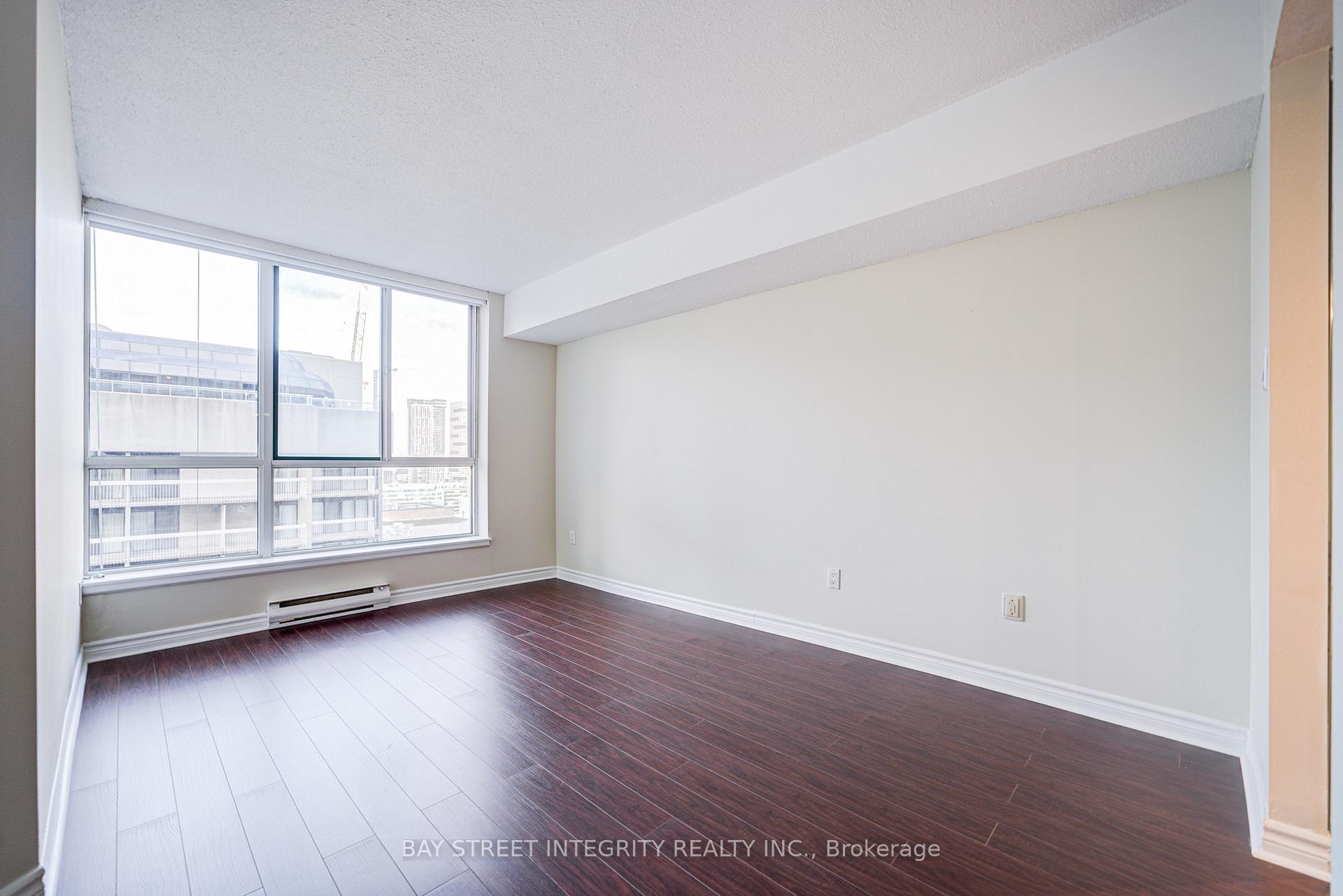 1 Bedroom Condo at 38 Elm, Toronto For sale