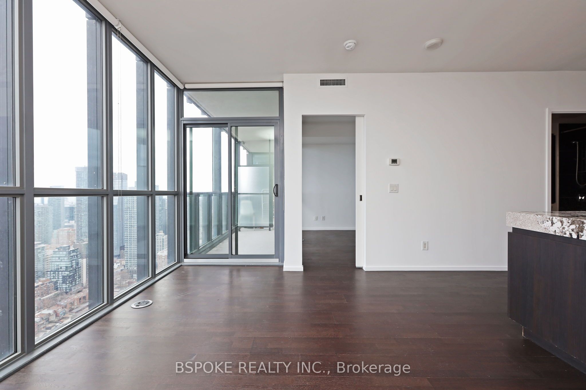 101 Charles Street E, #4402