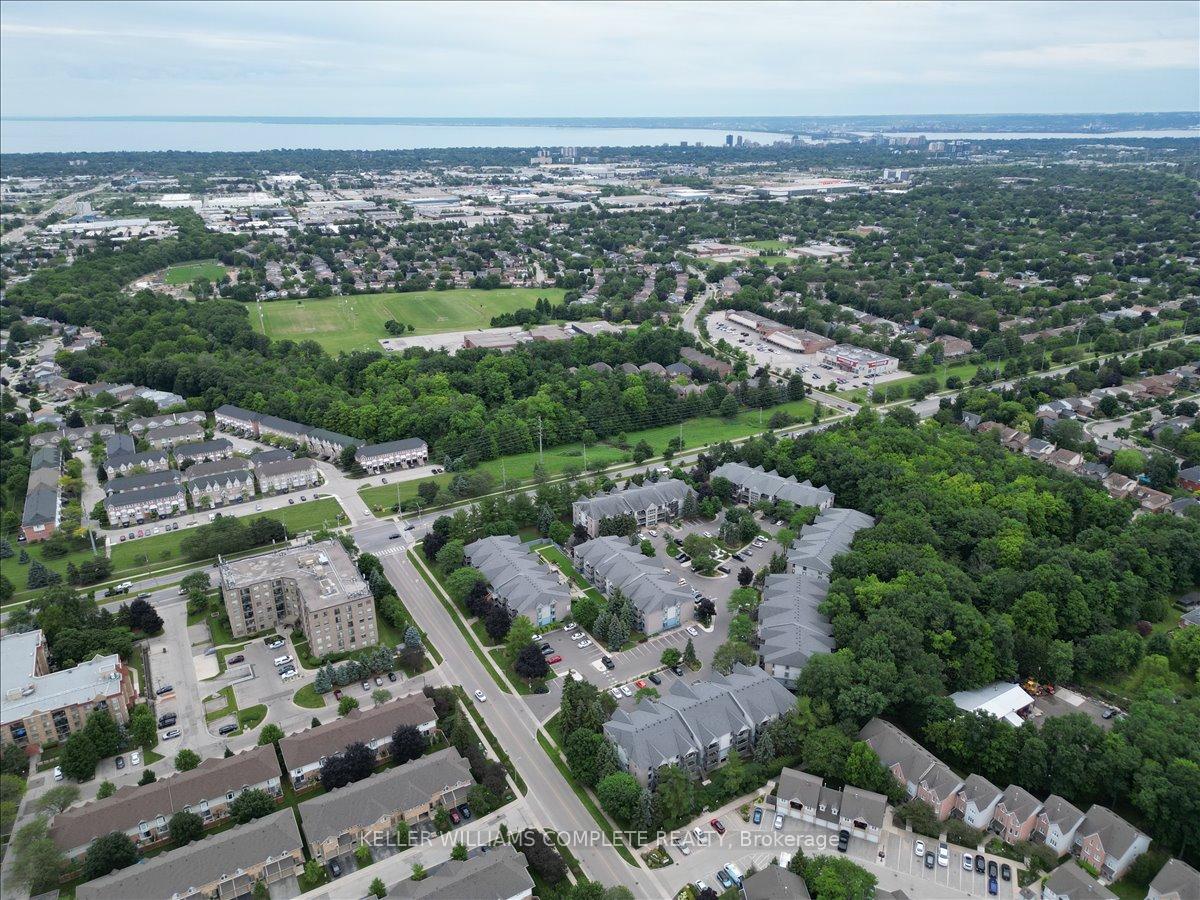 2 Bedrooms Condo at 2010 CLEAVER,  Burlington For sale