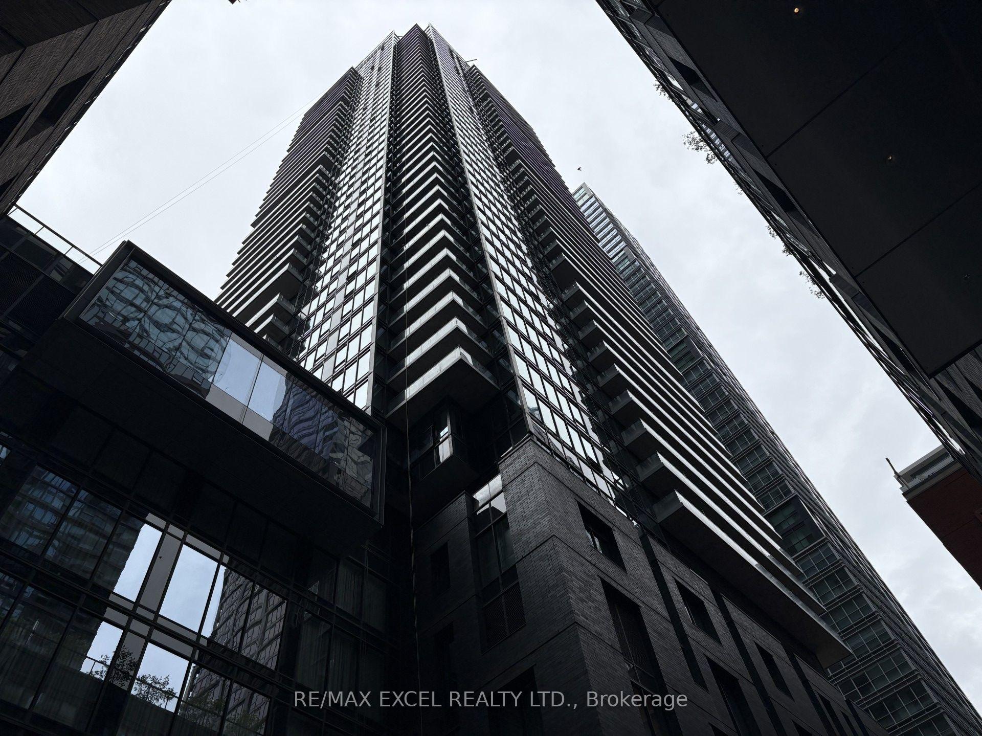 1 Bedroom Condo at 125 Blue Jays, Toronto For sale