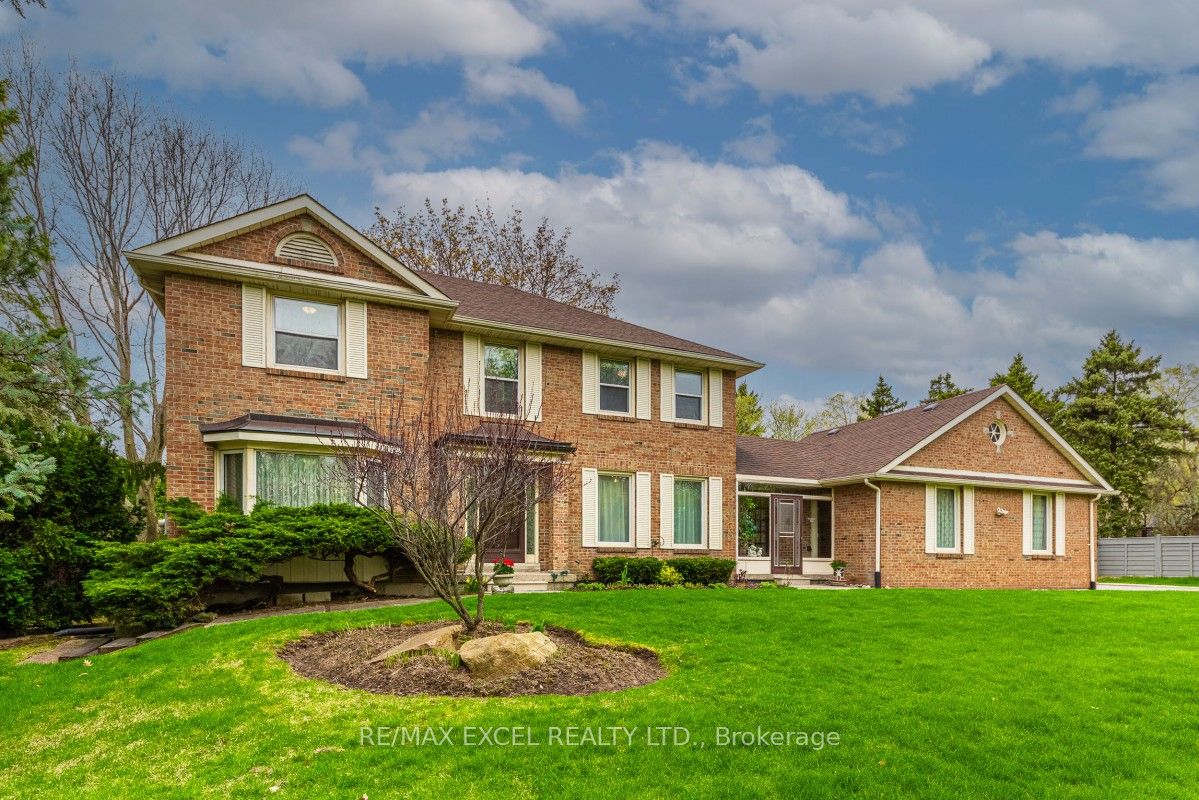 8 Boyd Court