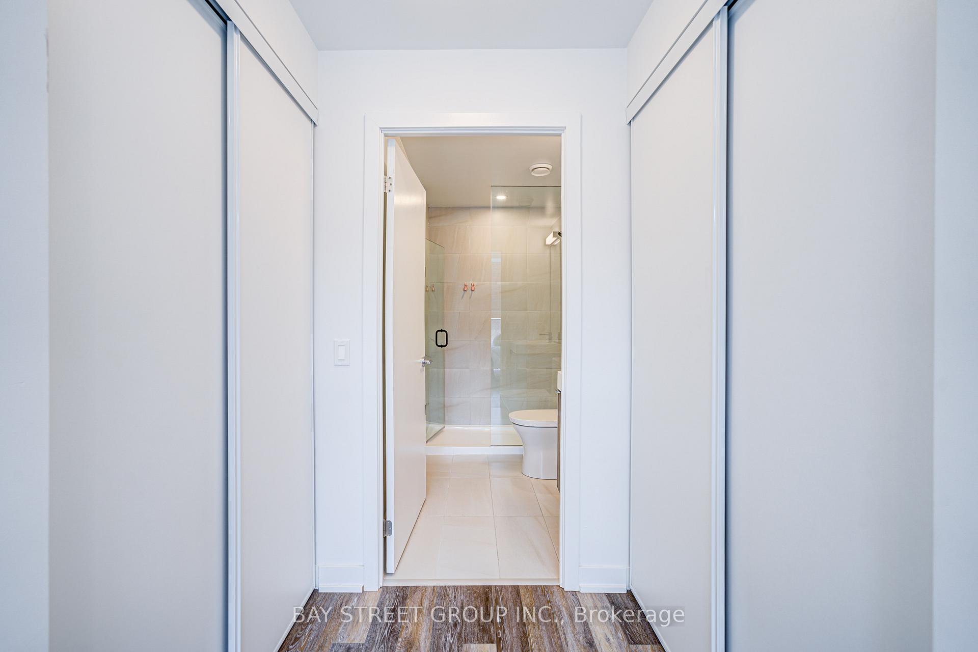 2 Bedrooms Condo at 250 Lawrence, Toronto For sale