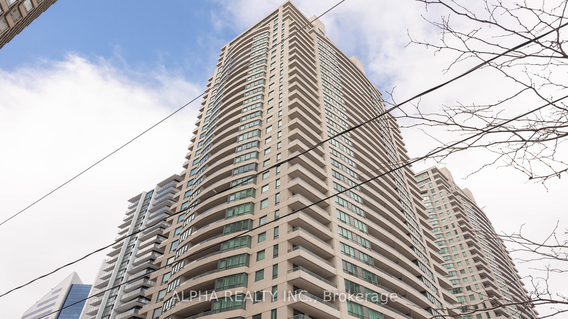 2 Bedrooms Condo at 18 Spring Garden,  Toronto For sale