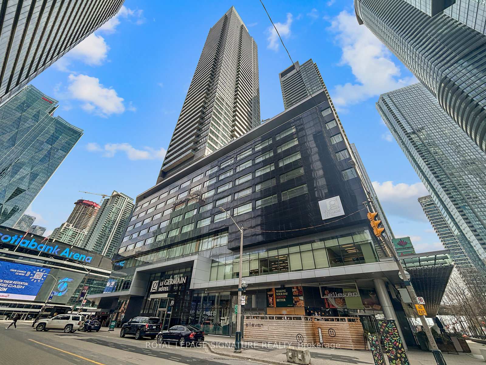 3 Bedrooms Condo at 65 Bremner, Toronto For sale