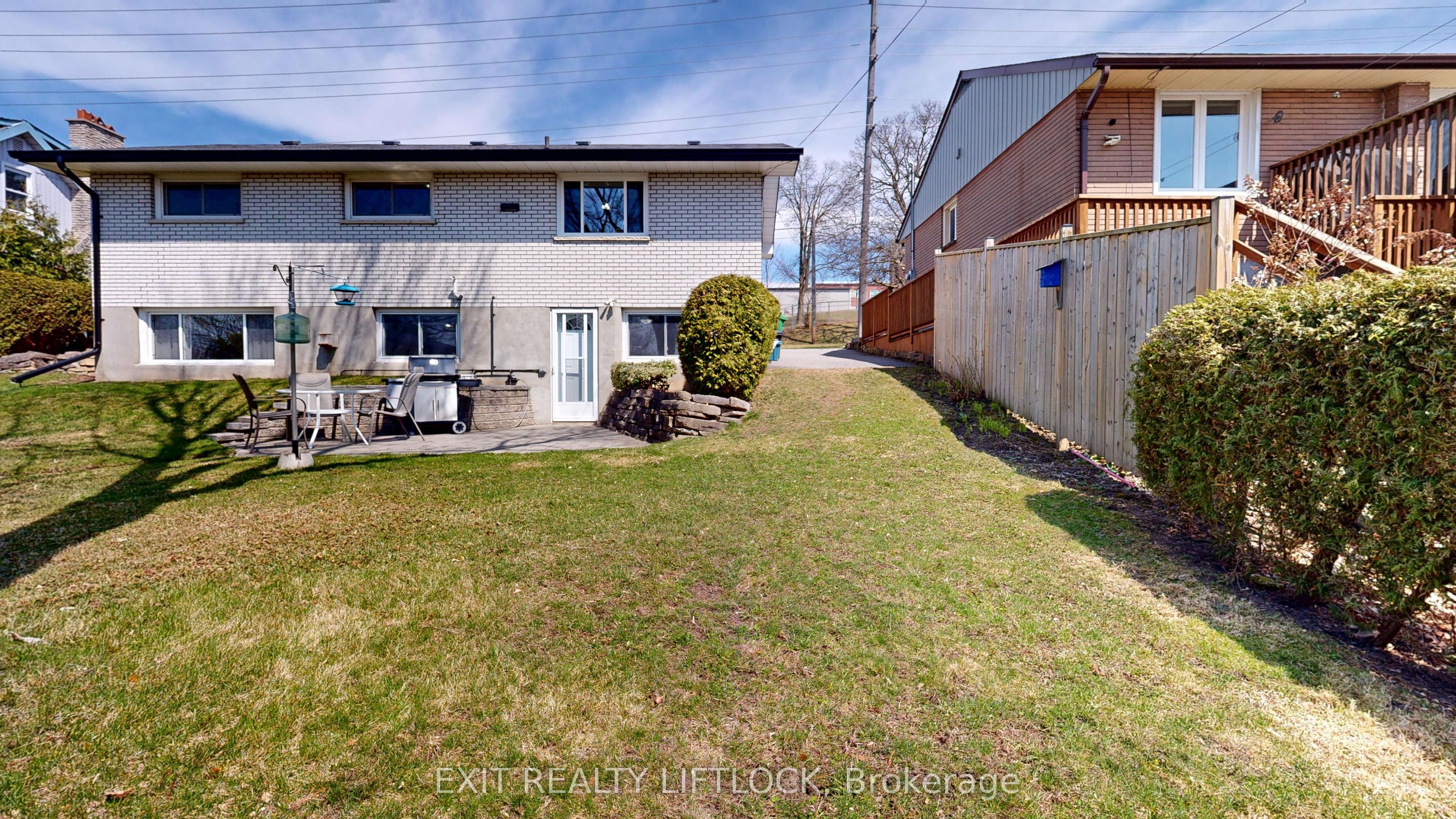 423 Armour Road, Peterborough East, ON K9H 1Y7
