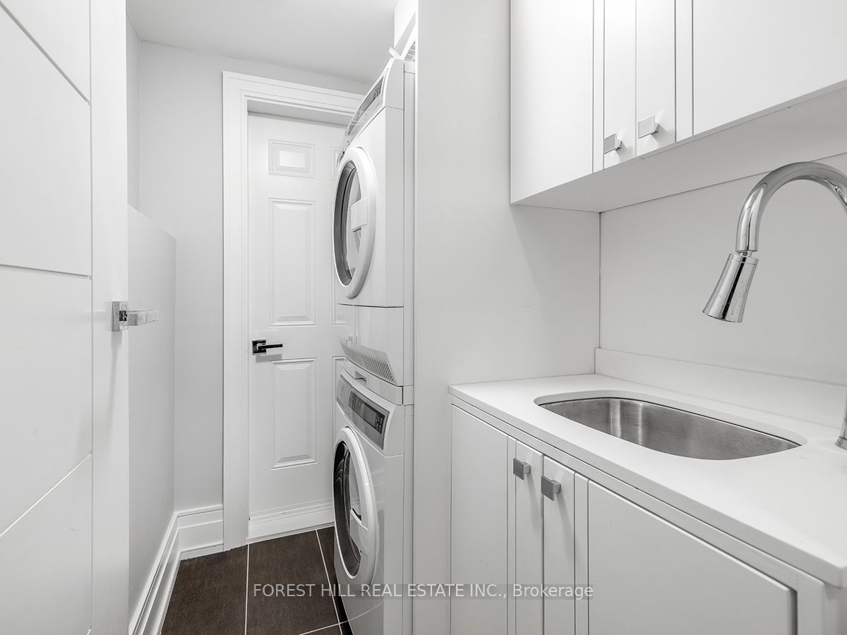 136 Church Avenue, Toronto, ON M2N 4G2