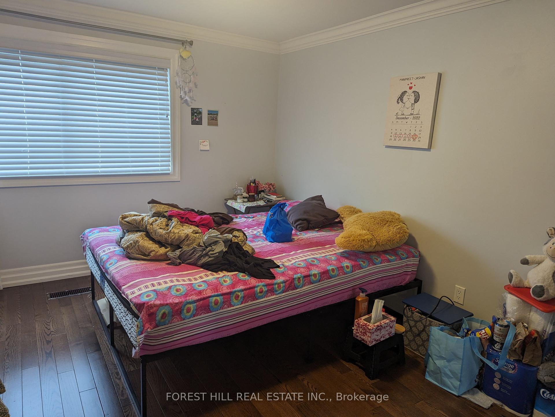 5 Bedrooms Condo at 2395 Bromsgrove,  Mississauga For sale