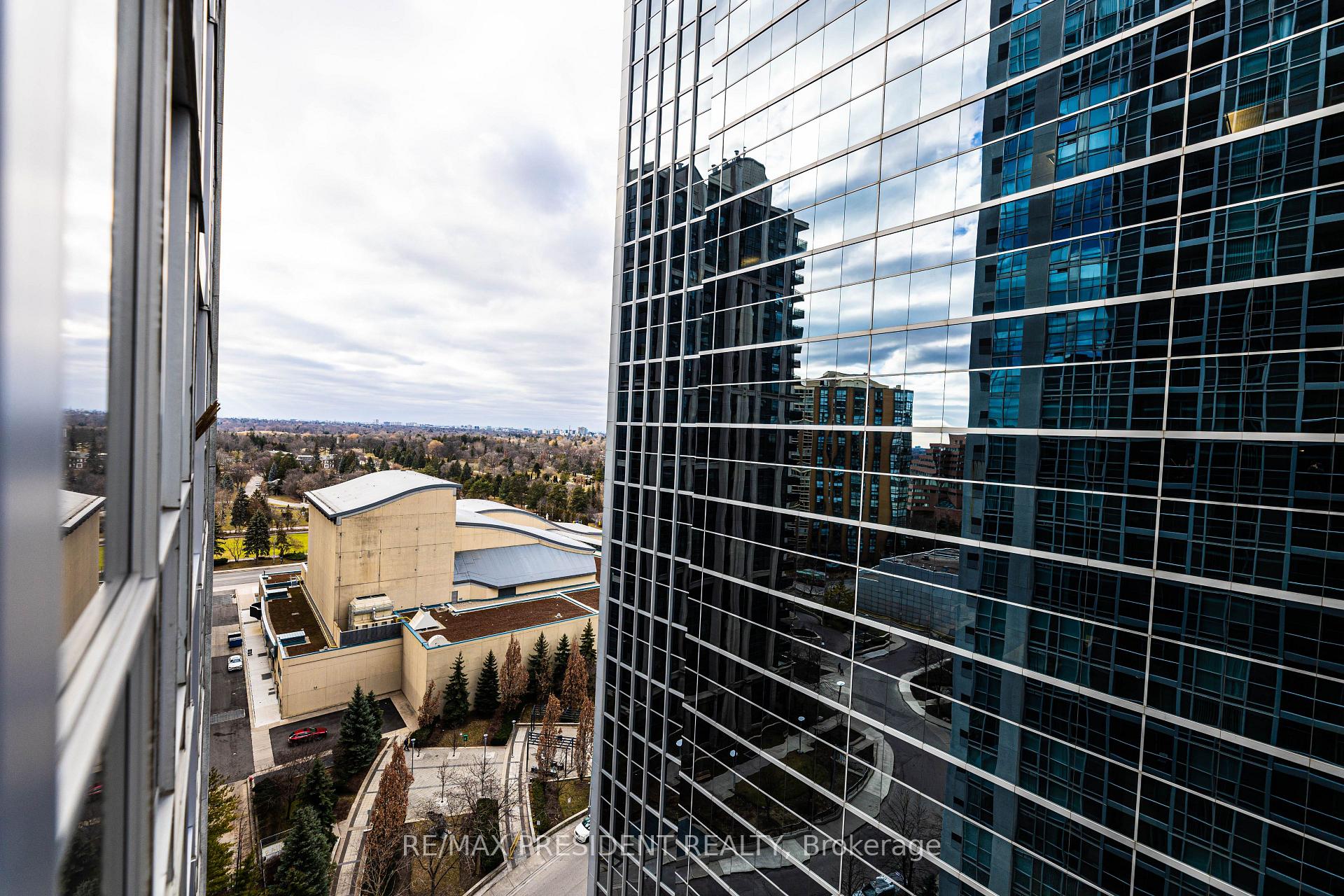1 Bedroom Condo at 4978 Yonge, Toronto For sale