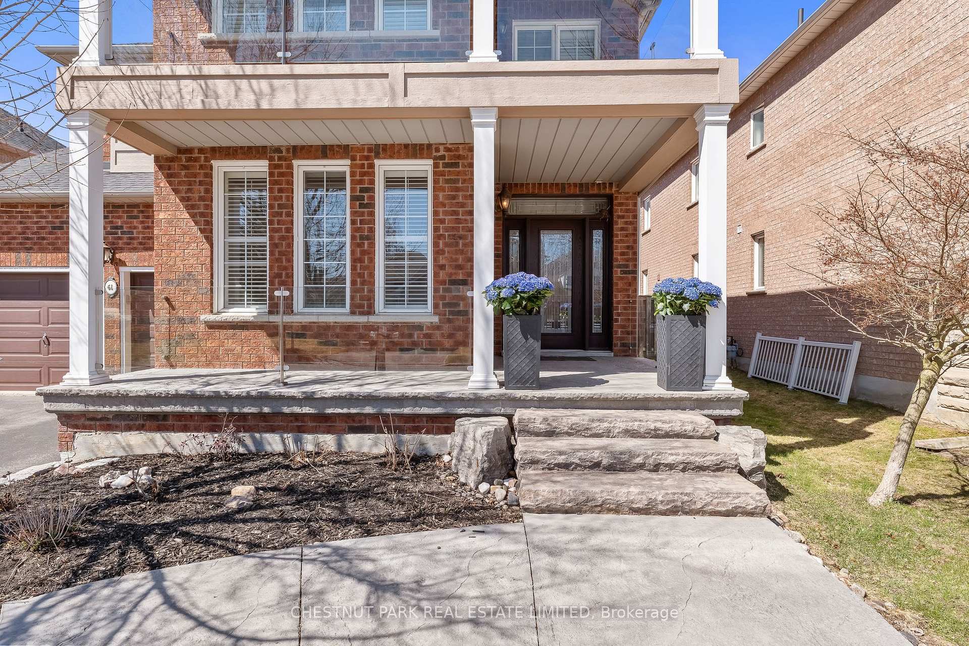 61 Rosena Lane, Uxbridge, ON L9P 1X6