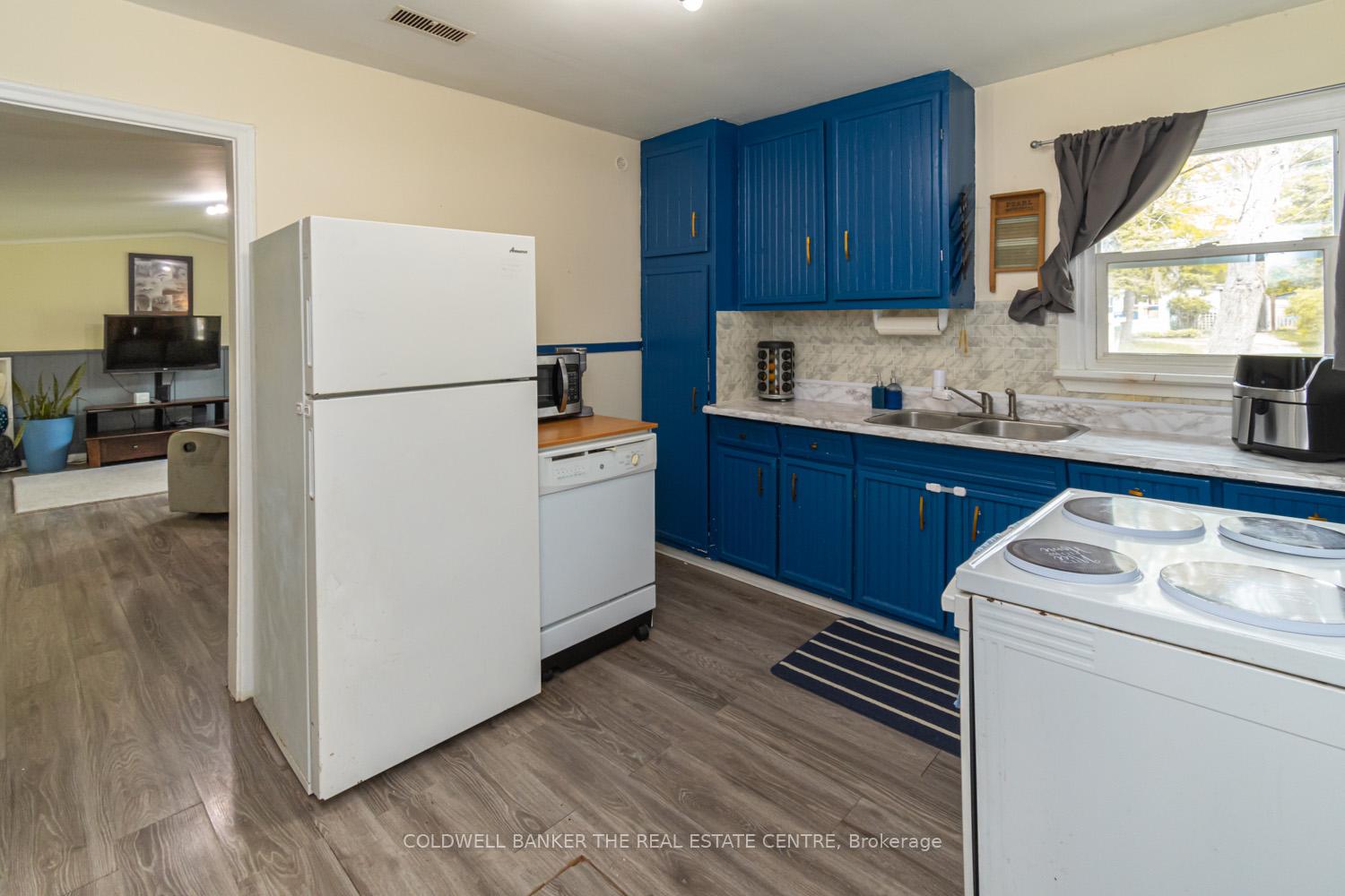 119 Elizabeth Street, Essa, ON L0M 1B0