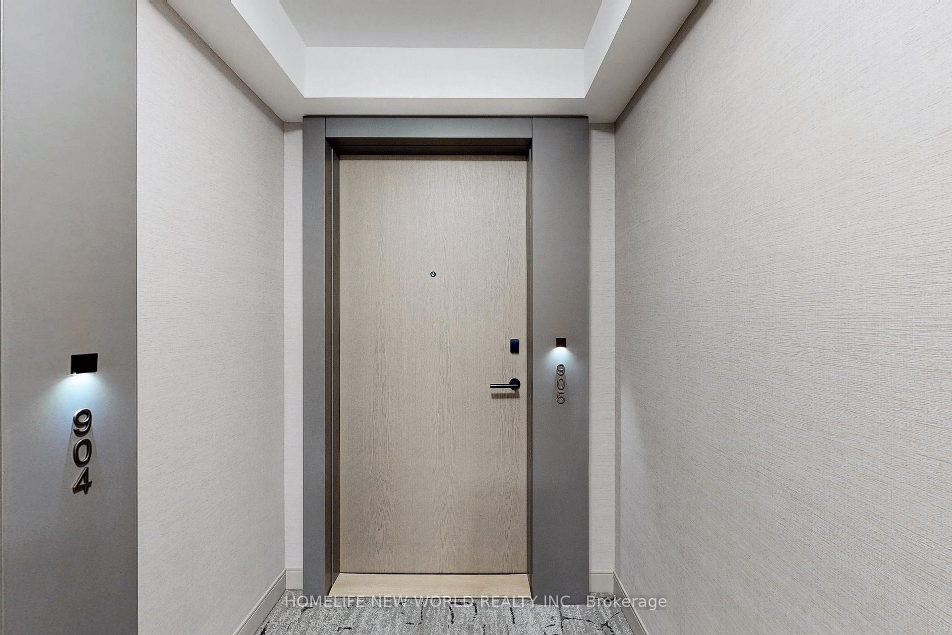 2 Bedrooms Condo at 10 Eva,  Toronto For sale