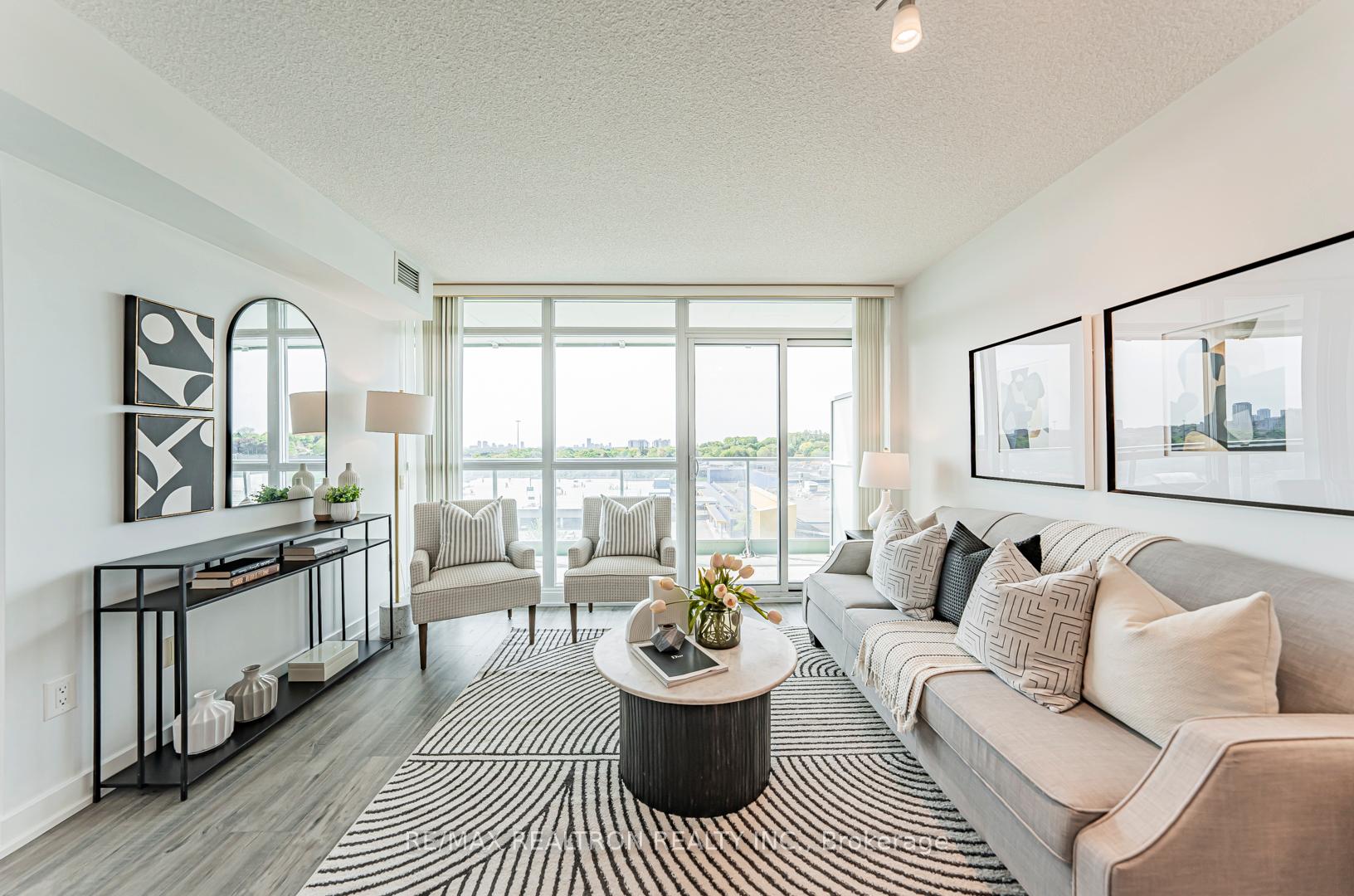 3 Bedrooms Condo at 29 Singer, Toronto For sale