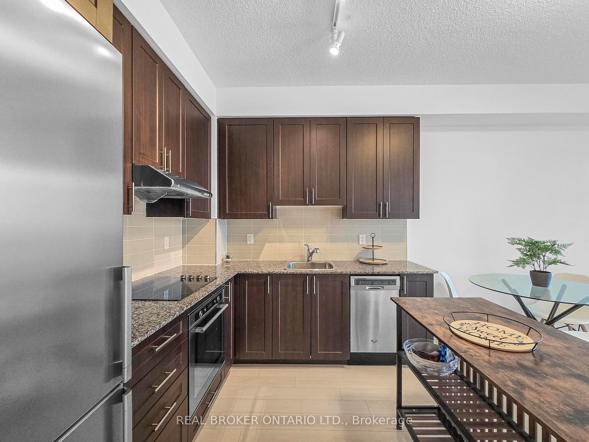 2 Bedrooms Condo at 55 Ann O’reilly, Toronto For sale