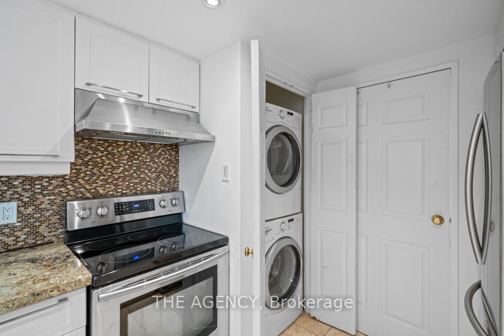 2 Bedrooms Condo at 211 St Patrick, Toronto For sale