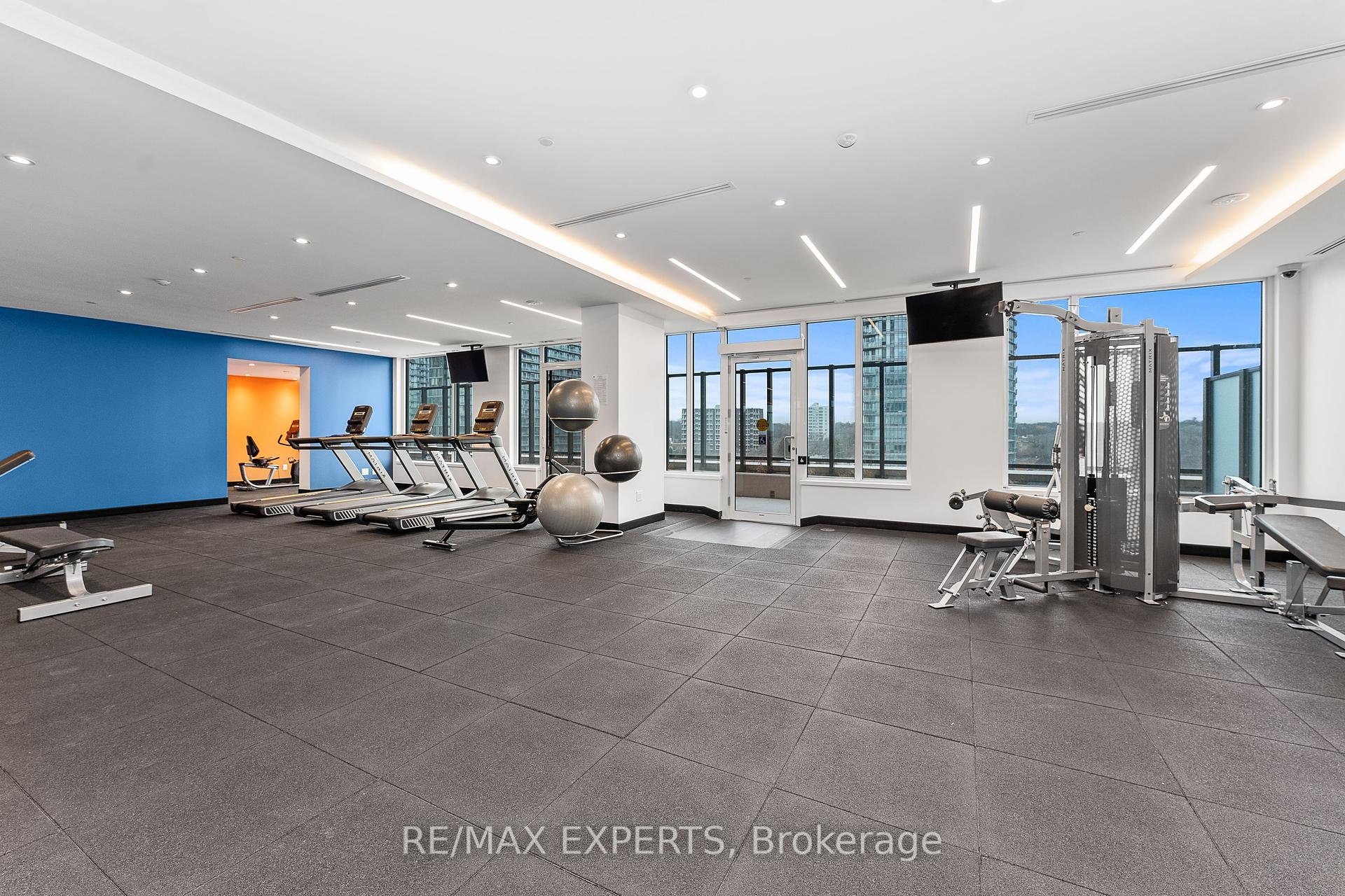 2 Bedrooms Condo at 1926 Lake Shore, Toronto For sale