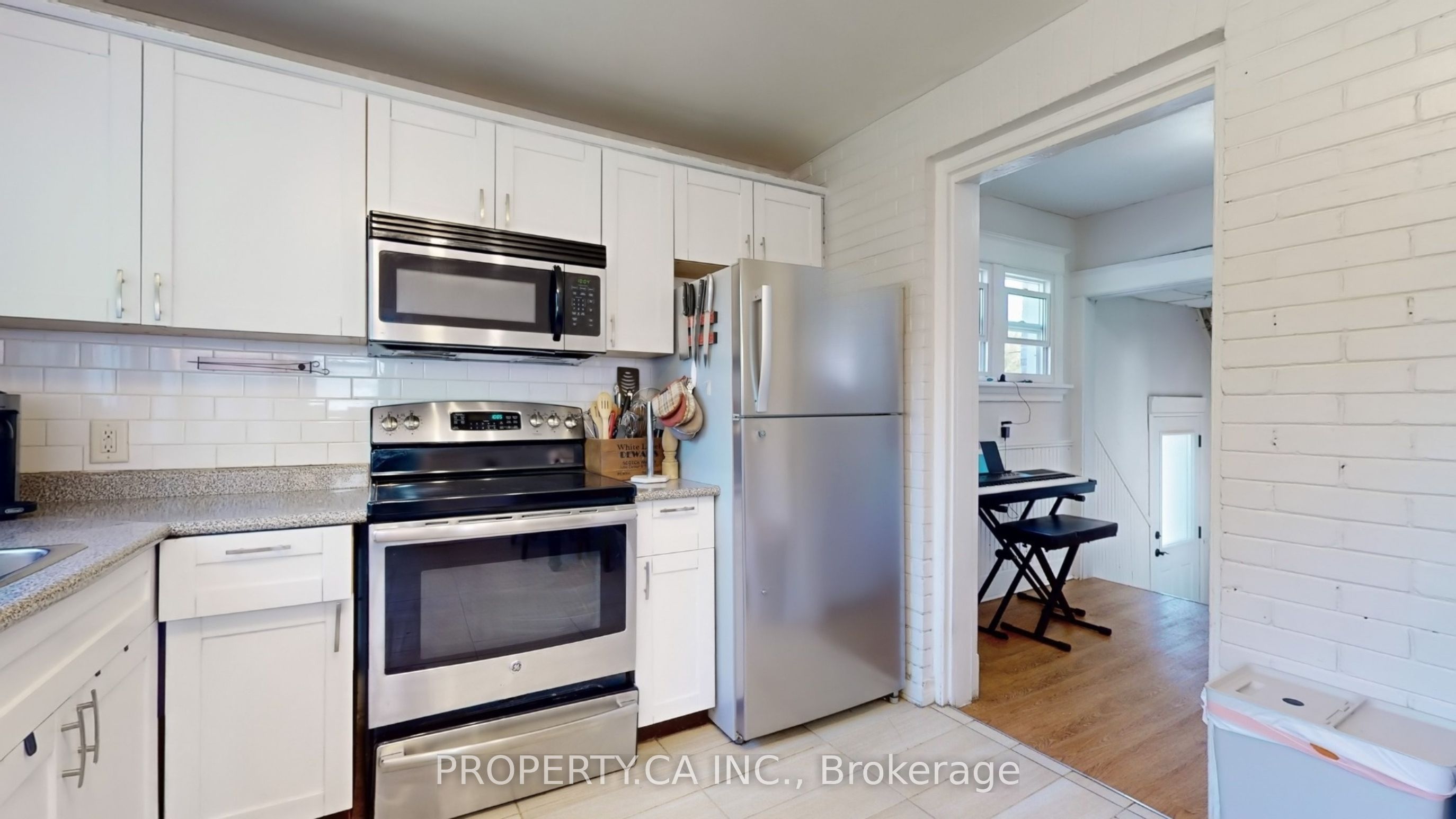106 Park Road S