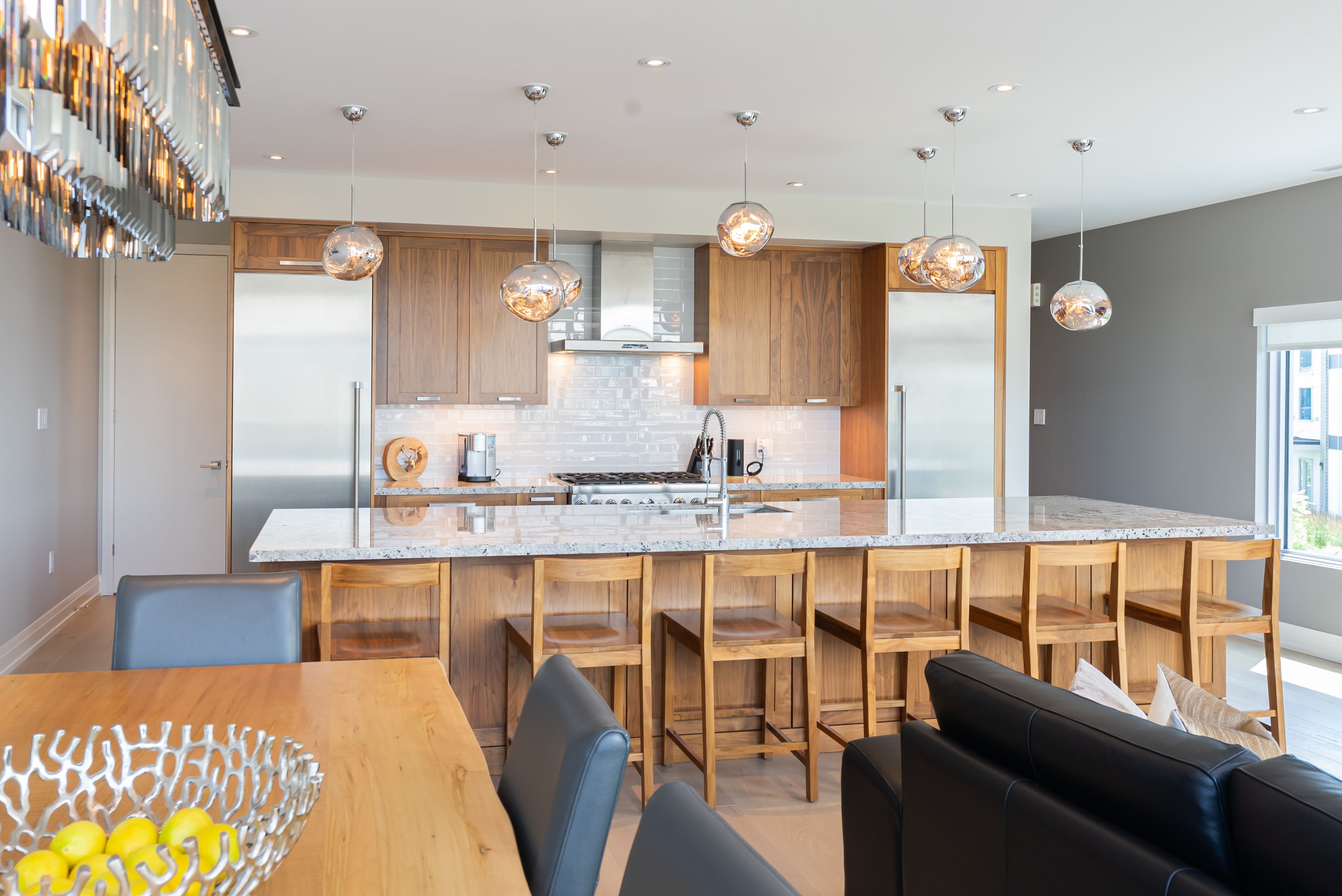 3730 Mangusta Court